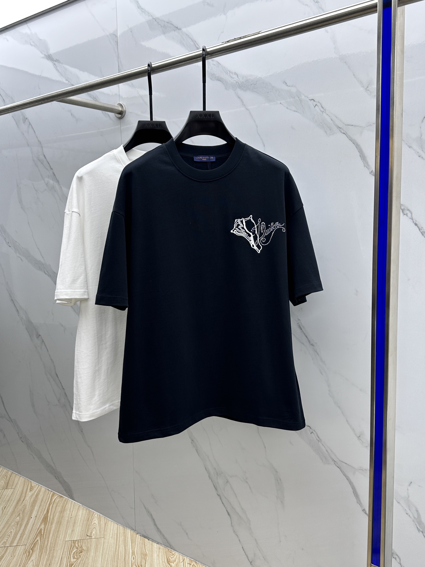 🆕Louis Vuitton·路易威登 2025FW春夏新品圆领打底外穿T恤，...