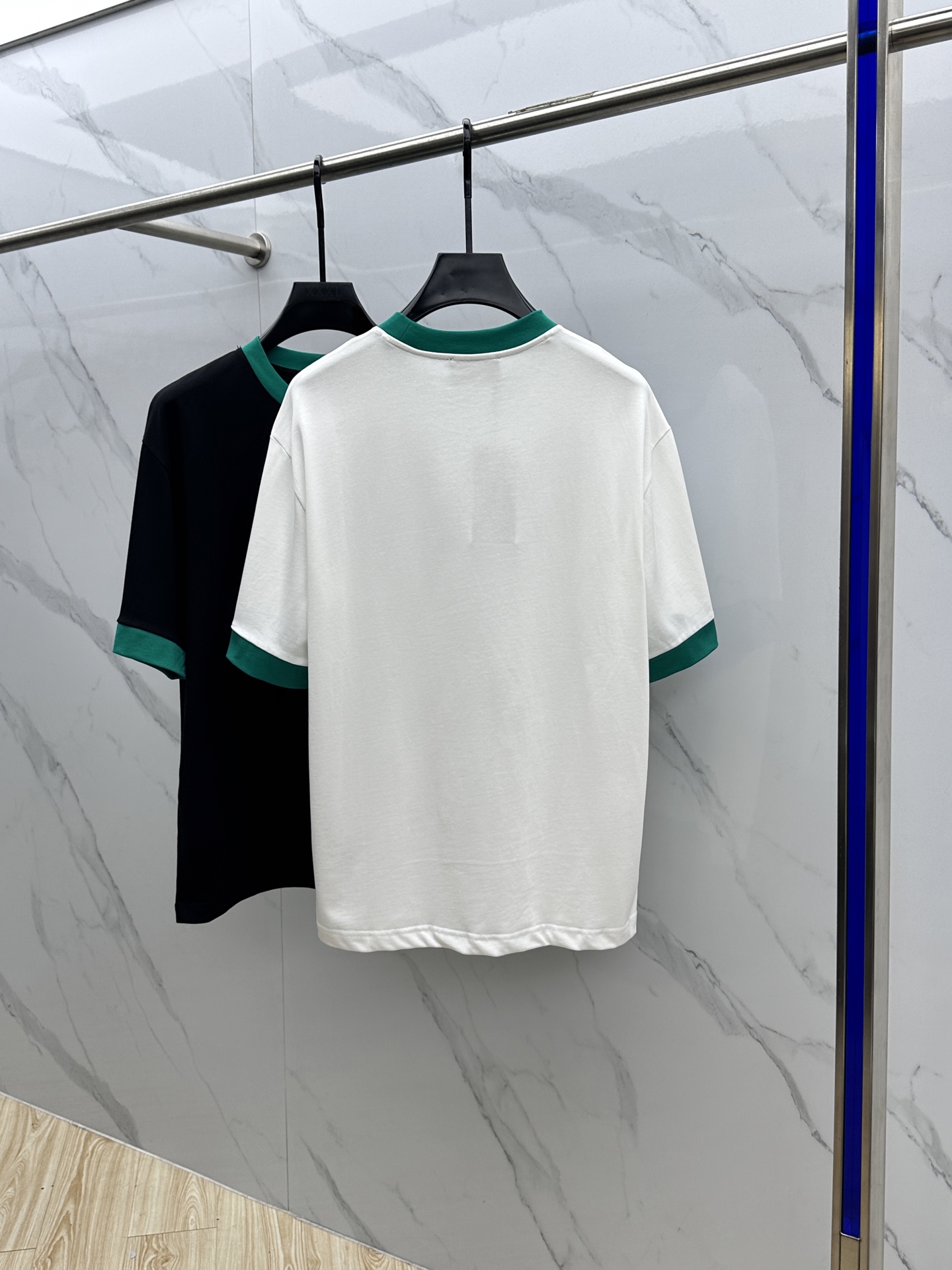 Gucci 2025FW Short Sleeve T-Shirt Round Neck Logo Cotton Casual Unisex 10 i1744308529227 1 0 8
