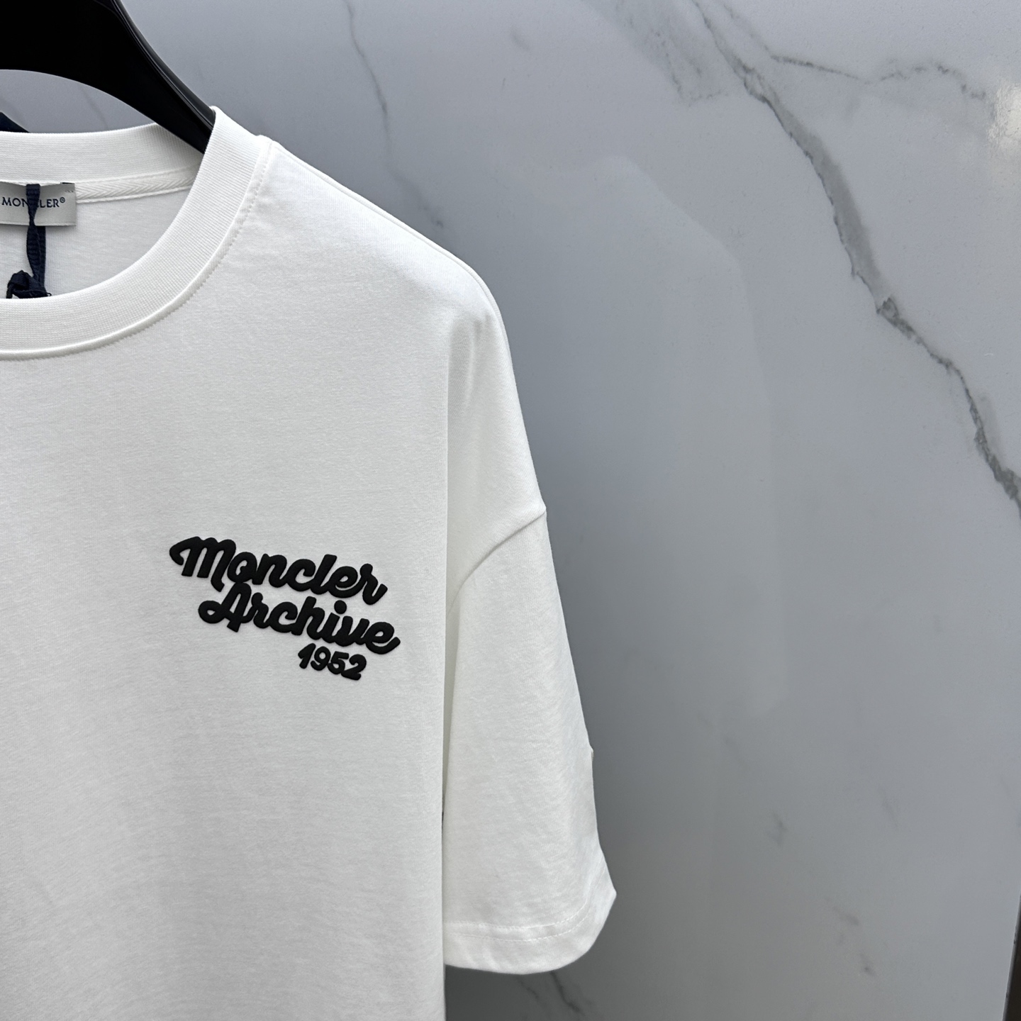 Moncler 2025FW Crew Neck Short Sleeve T-Shirt with 3D Logo 6 i1745172238935 4542 0 4