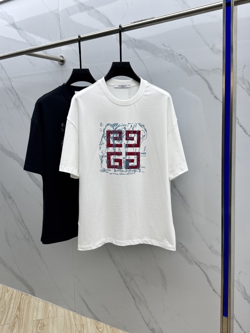 Givenchy Camiseta de Algodón con Logo Estampado para Hombre y Mujer 1 Givenchy Camiseta de Algodón con Logo Estampado para Hombre y Mujer