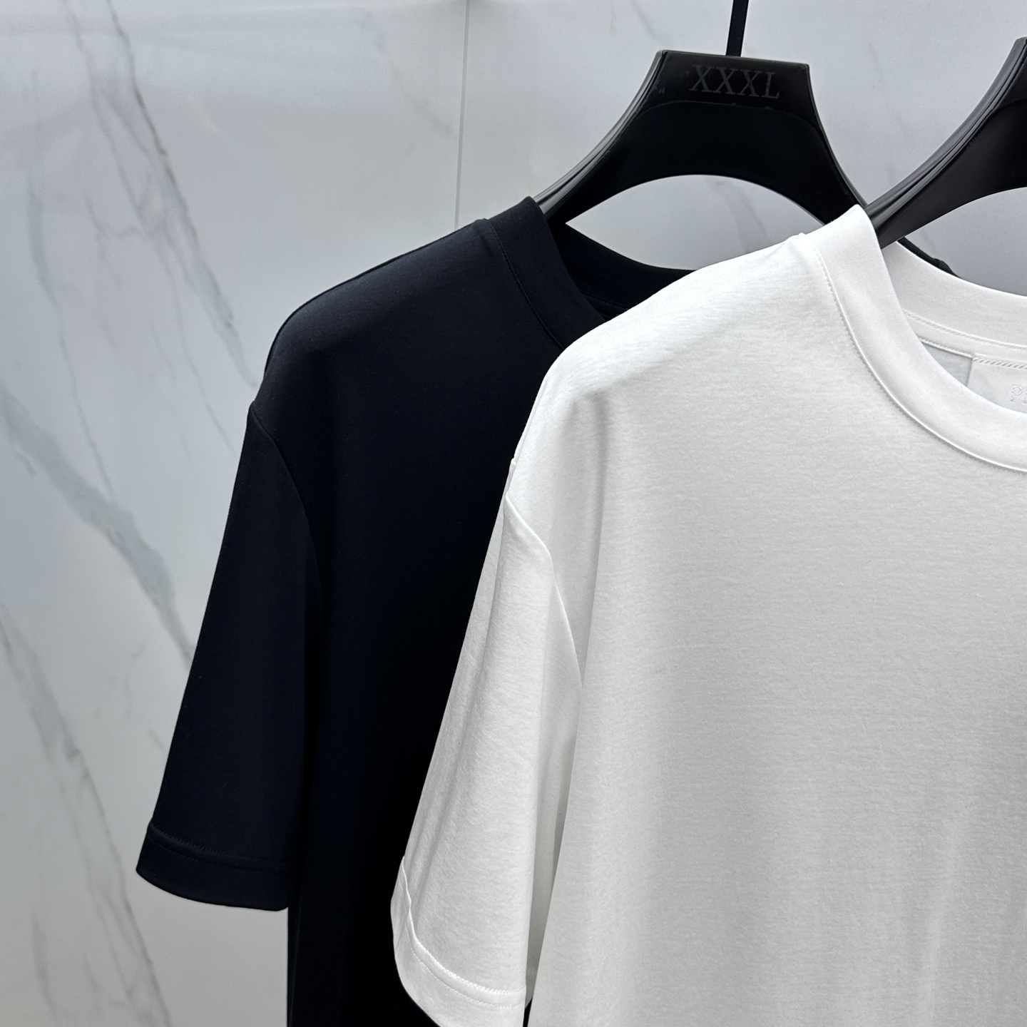 Prada 2025 Spring/Summer New Round Neck Short Sleeve T-Shirt 4 i1745341442220 4161 0 2