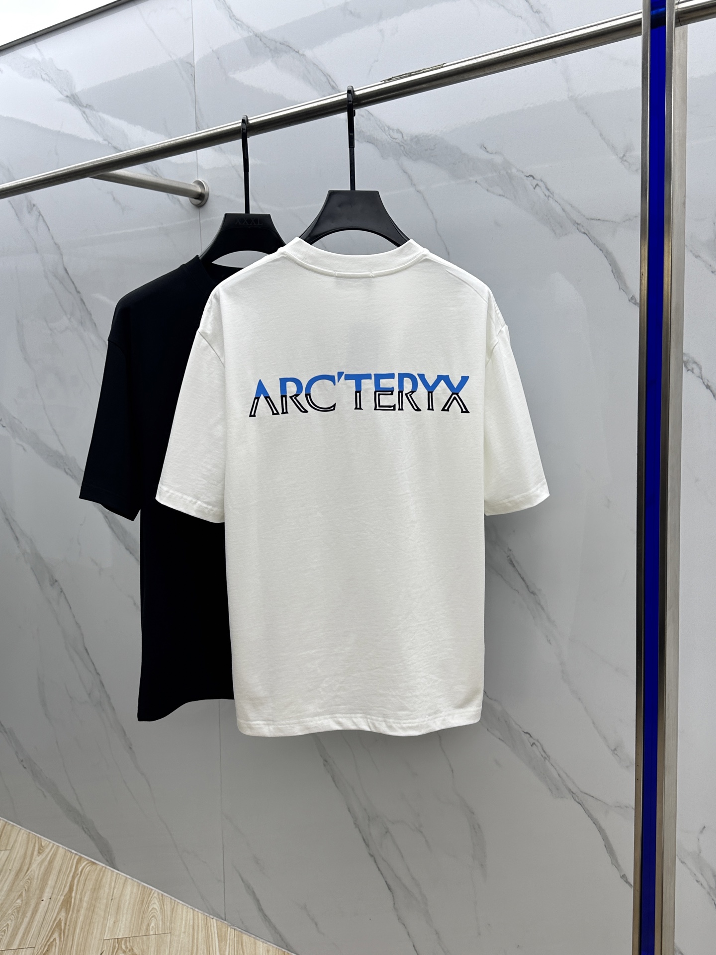 Arc'teryx Round Neck T-Shirt: Lightweight, Breathable, and Stylish for Everyday Wear 10 i1745777945051 8567 0 8