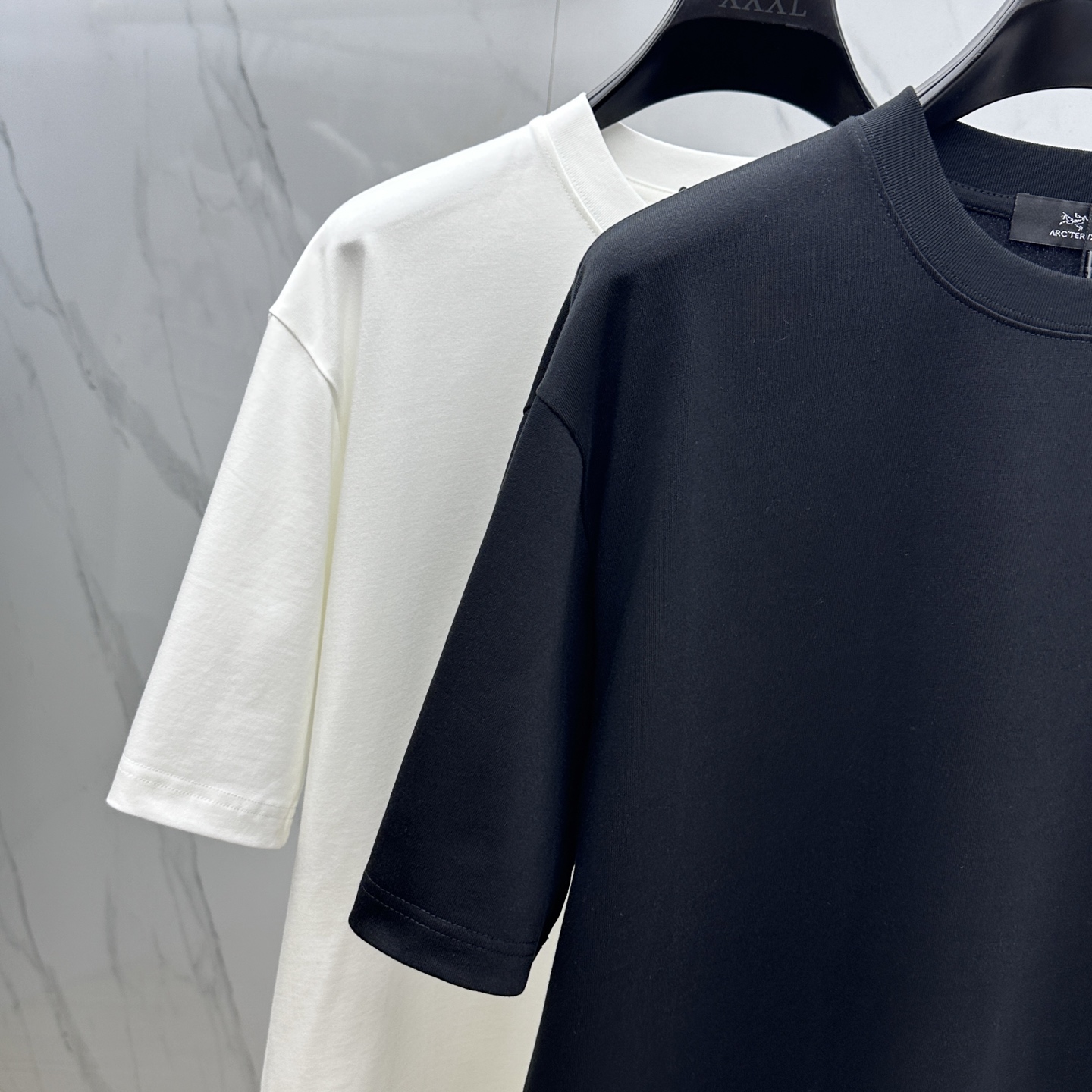 Arc'teryx 2062825FW Crew Neck T-Shirt - Lightweight, Breathable, and Durable 4 i1745777979614 6891 0 2