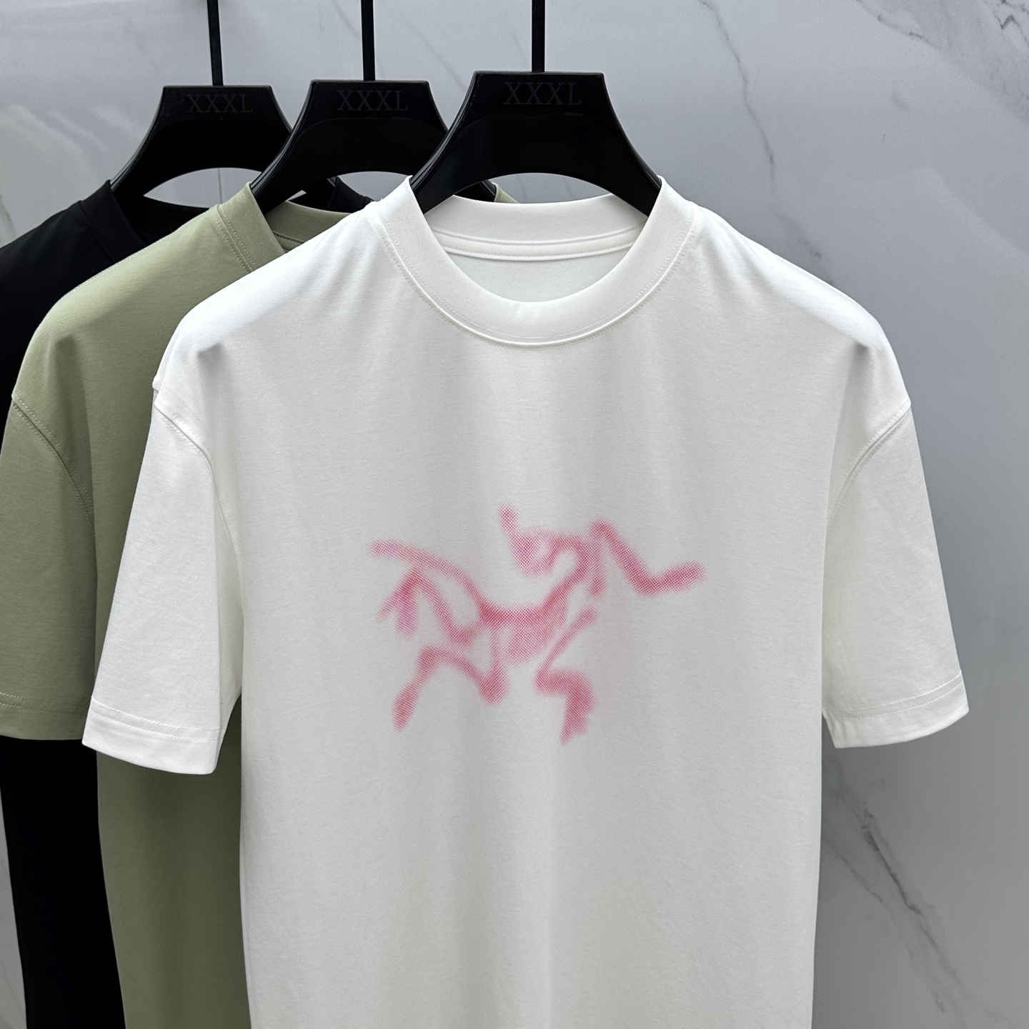  🆕ARC*始祖鸟 2025春夏新款首发专柜最新款短袖圆领T恤 高端订制 设计前卫时尚！品牌logo直喷