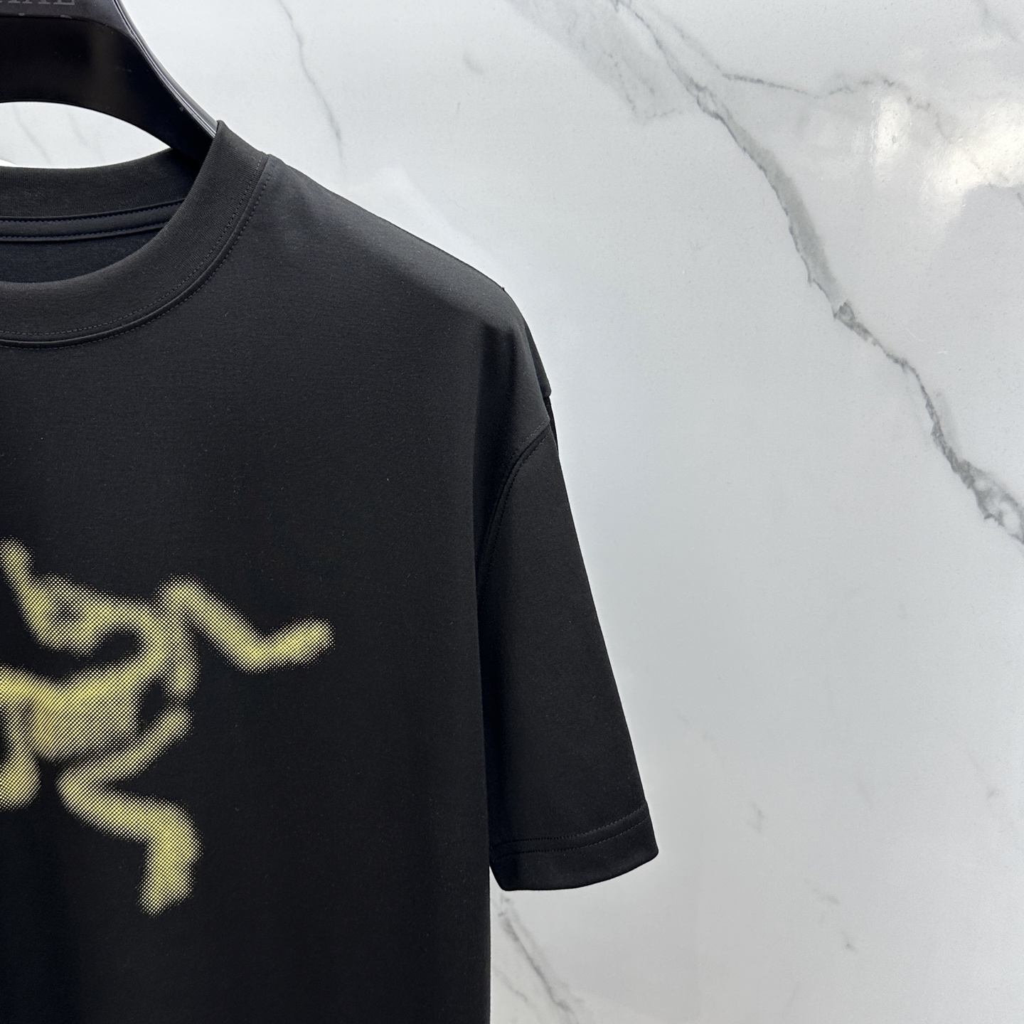  🆕ARC*始祖鸟 2025春夏新款首发专柜最新款短袖圆领T恤 高端订制 设计前卫时尚！品牌logo直喷