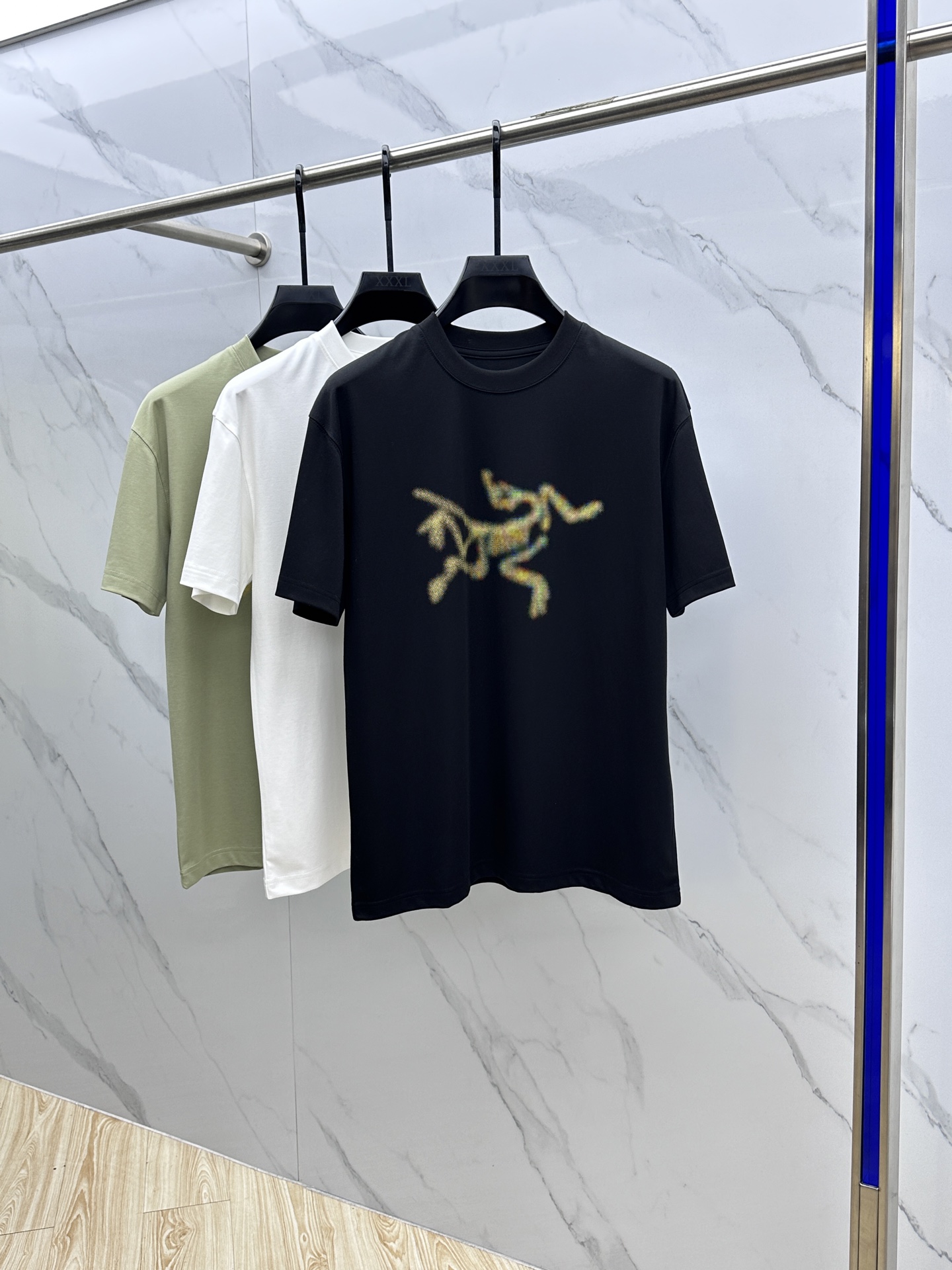  🆕ARC*始祖鸟 2025春夏新款首发专柜最新款短袖圆领T恤 高端订制 设计前卫时尚！品牌logo直喷