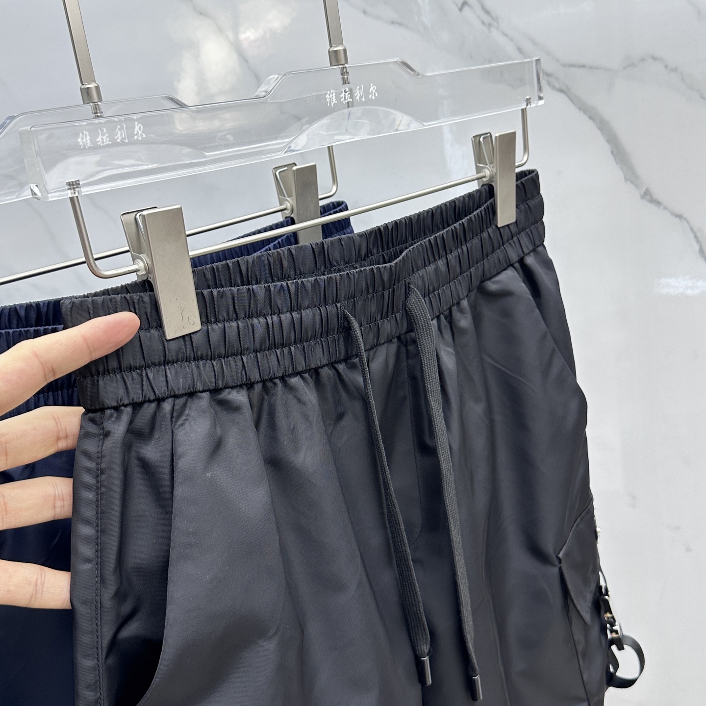 Prada 2025SS Men's Nylon Drawstring Shorts with Functional Pockets 5 i1746299587362 2179 0 3