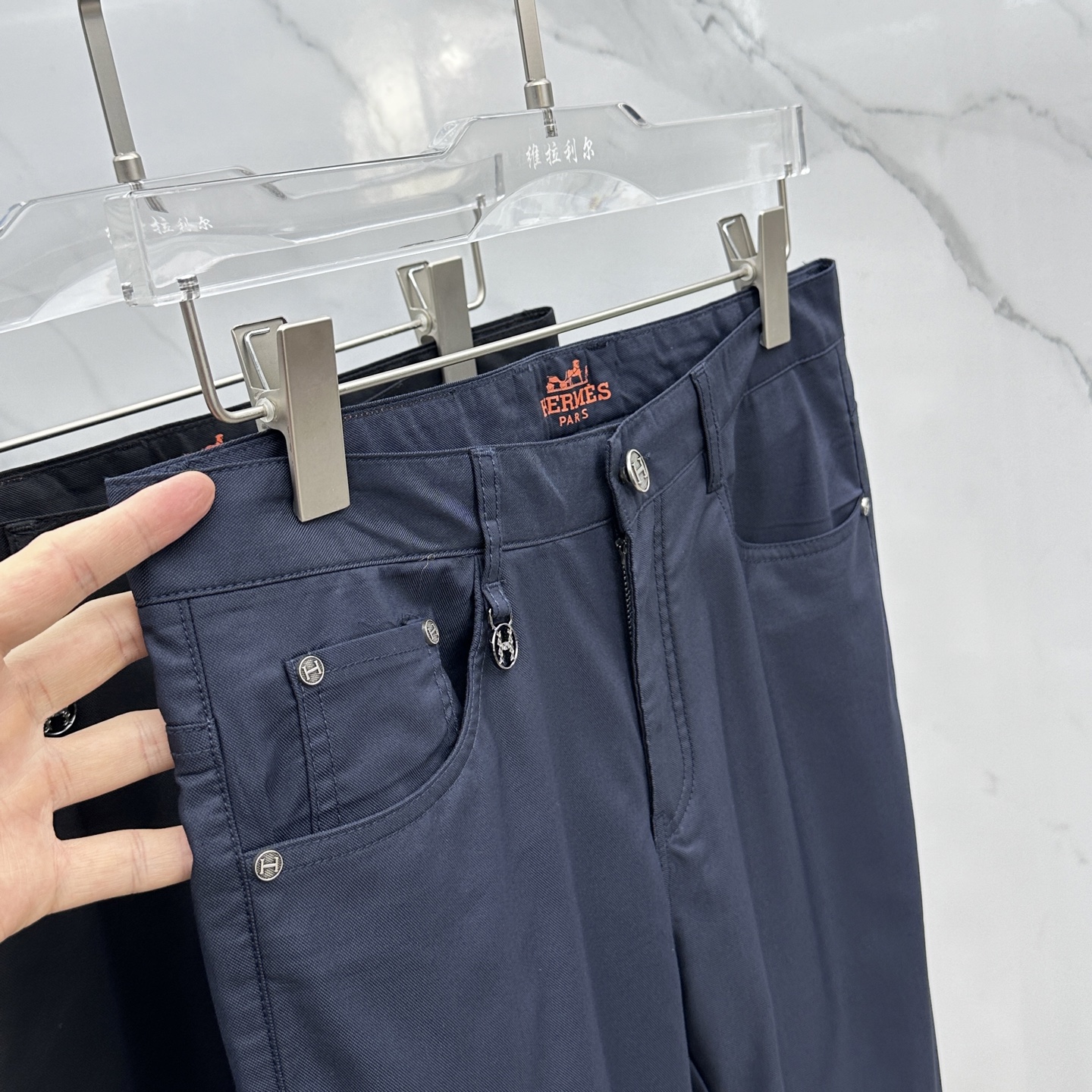 2025 New Recreational Pants: Fashionable Design with Quality Hardware and Unique Details - 图片 5