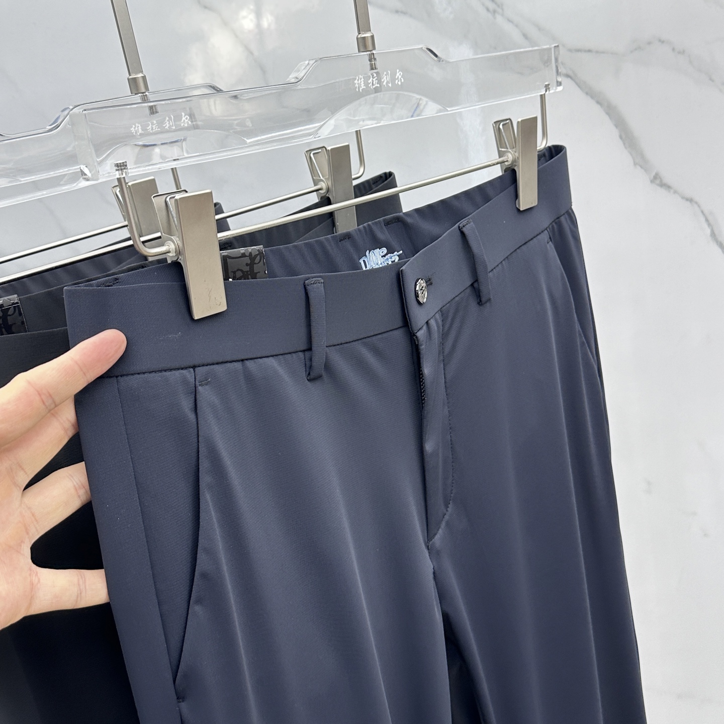  🆕Dior*迪奥 2025春夏新品休闲裤西裤，官网同步发售，裤身工艺设计，进口客供辅料、面料定制，代工