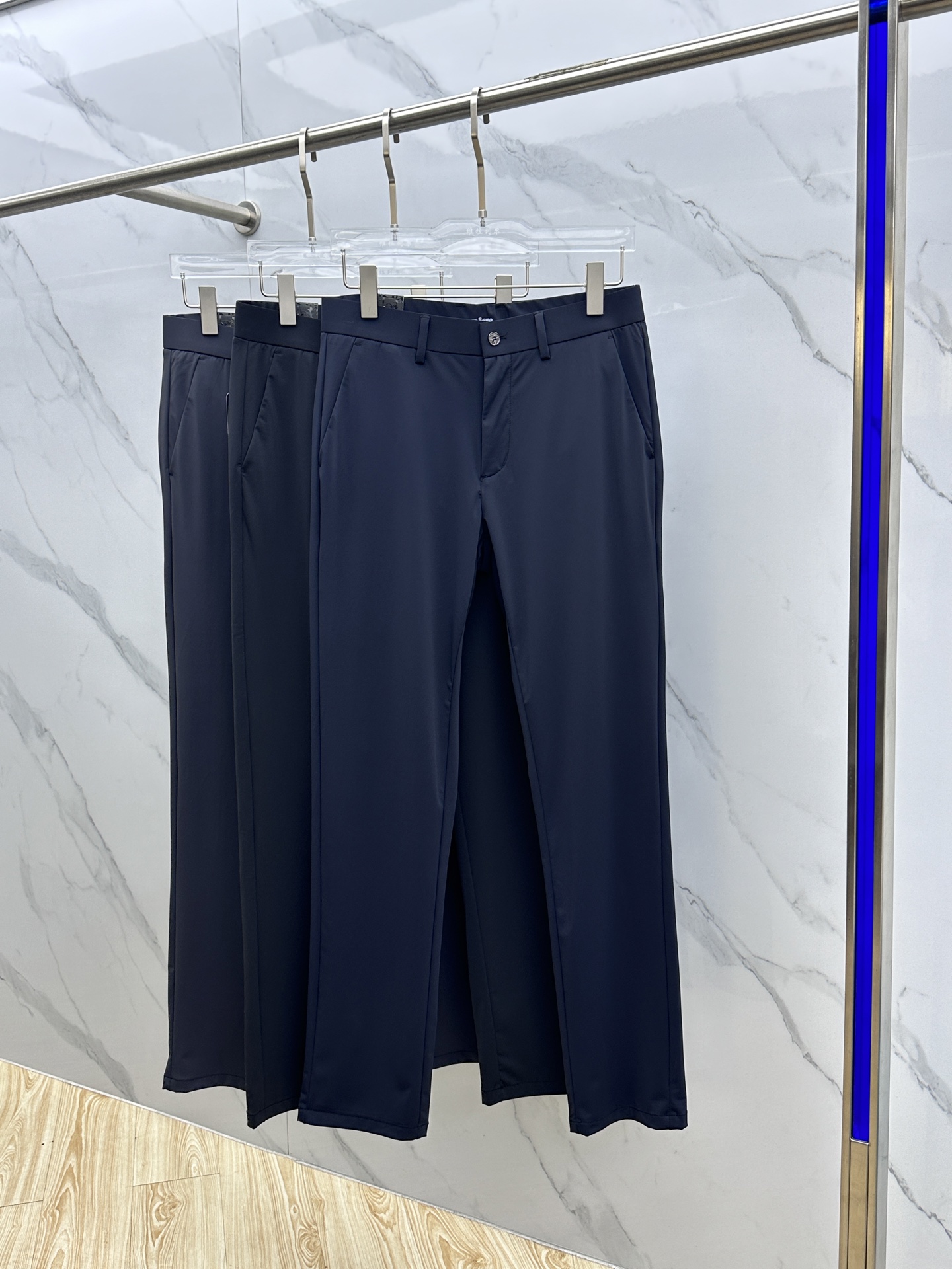  🆕Dior*迪奥 2025春夏新品休闲裤西裤，官网同步发售，裤身工艺设计，进口客供辅料、面料定制，代工