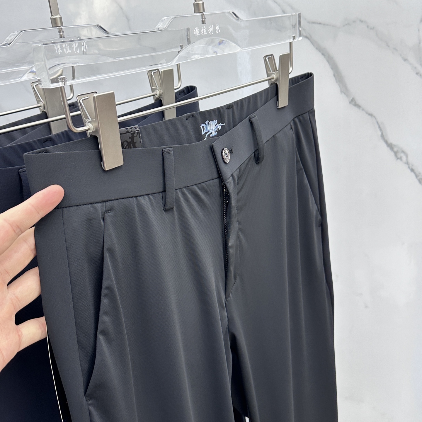  🆕Dior*迪奥 2025春夏新品休闲裤西裤，官网同步发售，裤身工艺设计，进口客供辅料、面料定制，代工