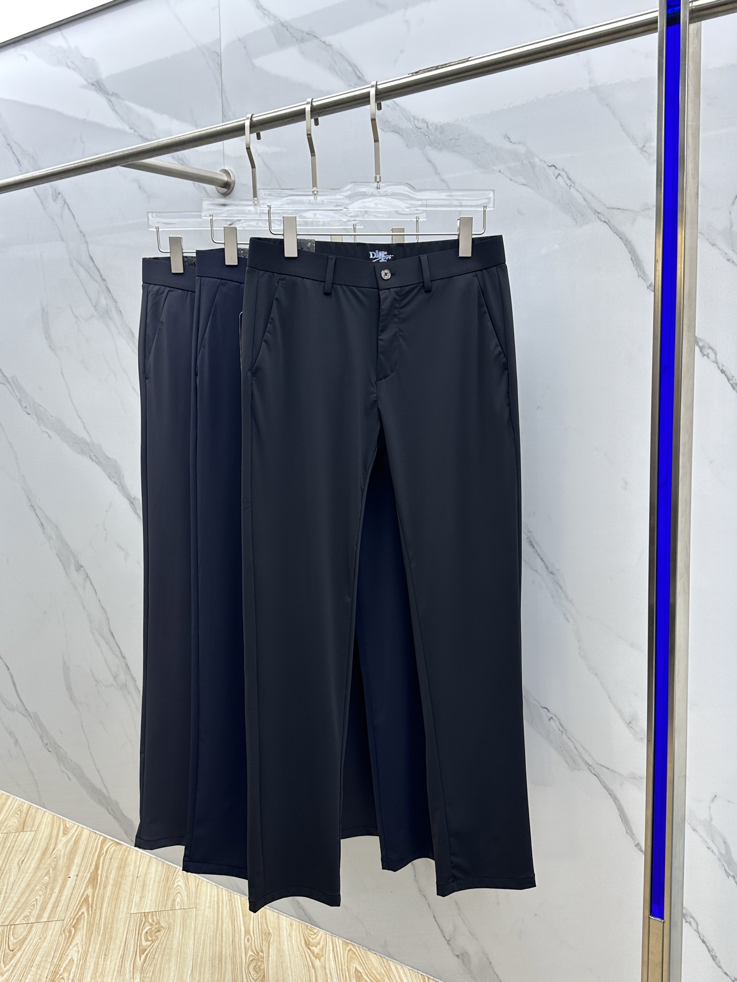  🆕Dior*迪奥 2025春夏新品休闲裤西裤，官网同步发售，裤身工艺设计，进口客供辅料、面料定制，代工