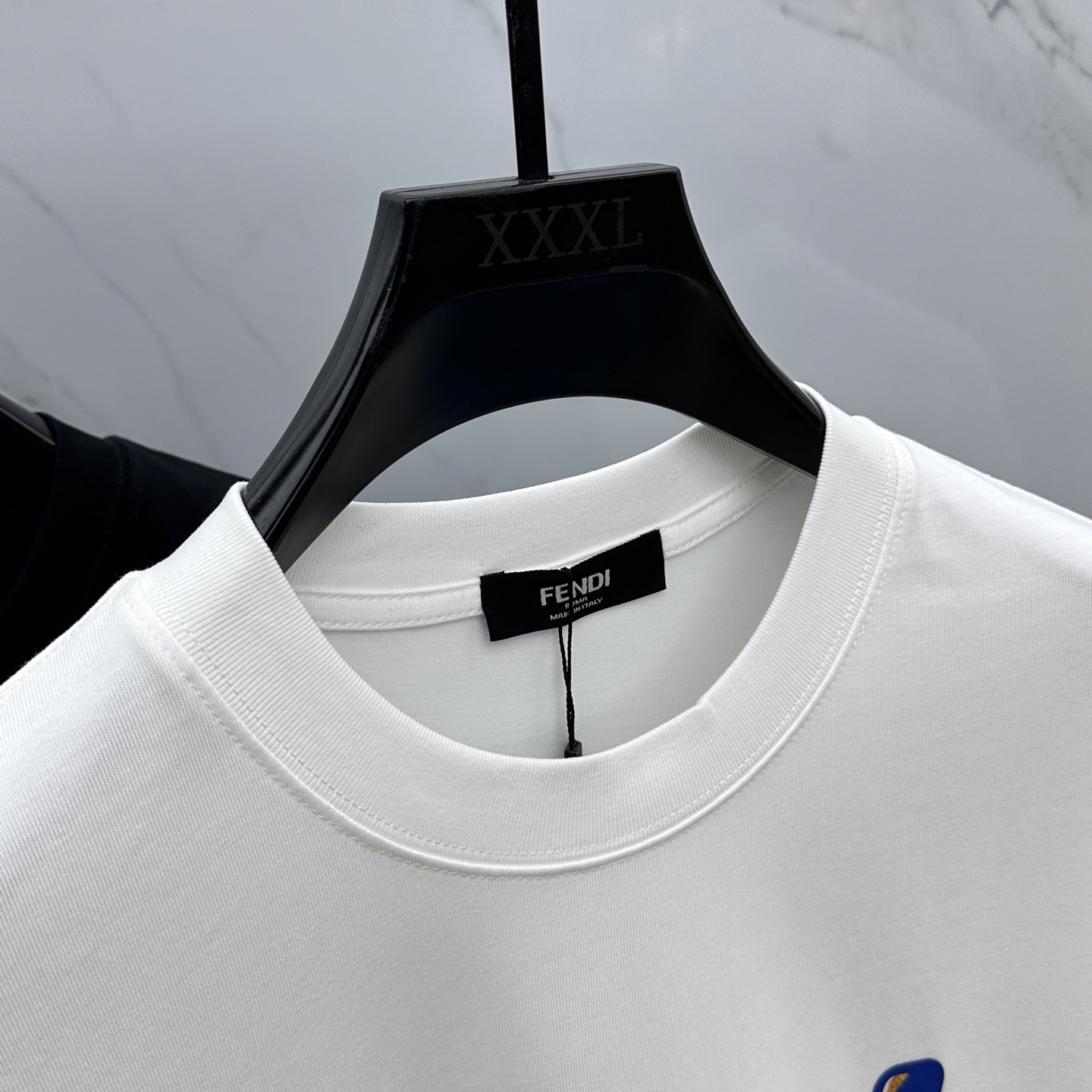  🆕Fendi*芬迪  2025FW春夏新品圆领打底外穿T恤，立体感logo常规半袖纯棉打底T恤，棉，手