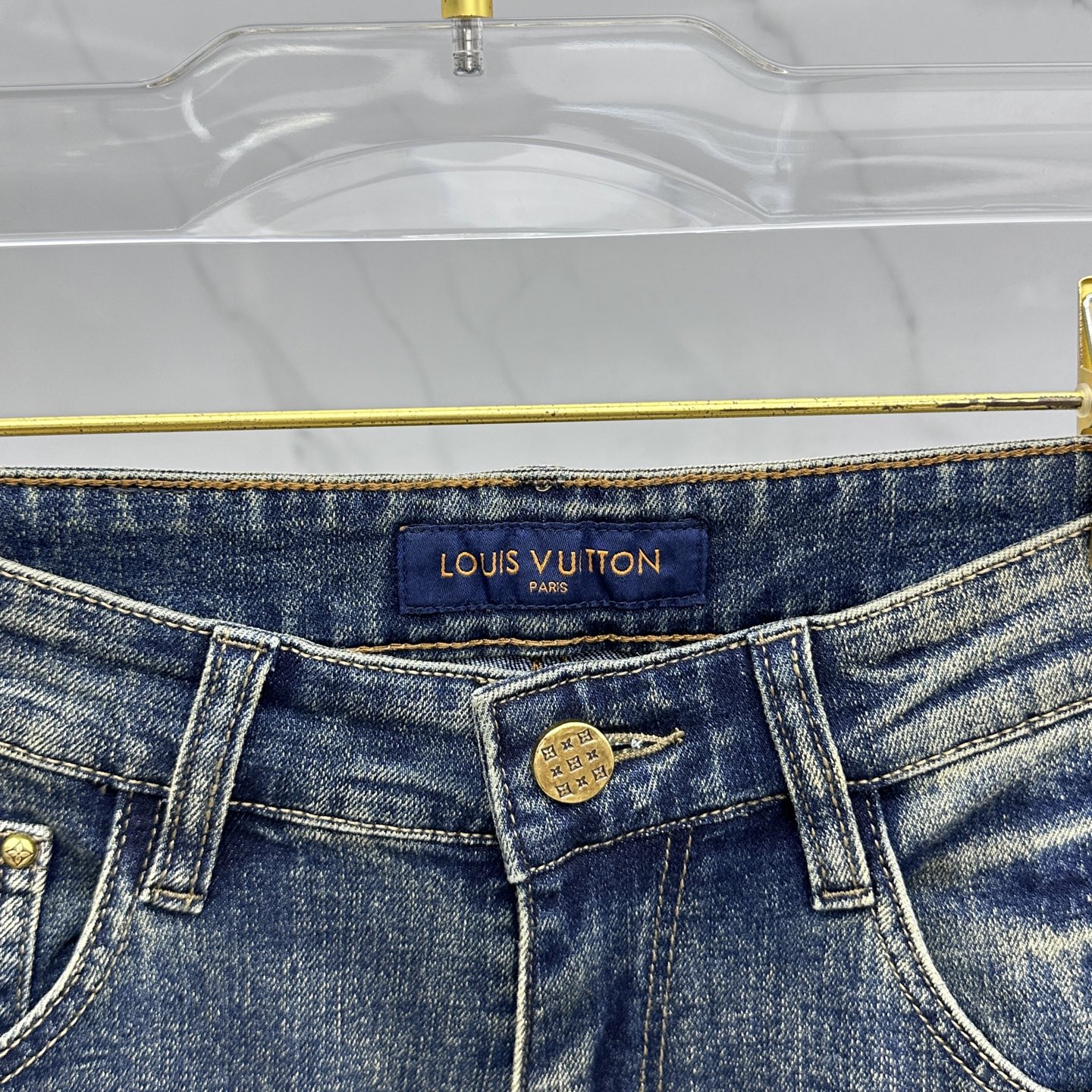 Louis Vuitton 2025 Spring Jeans: High-End Custom with Unique Details. - 图片 6
