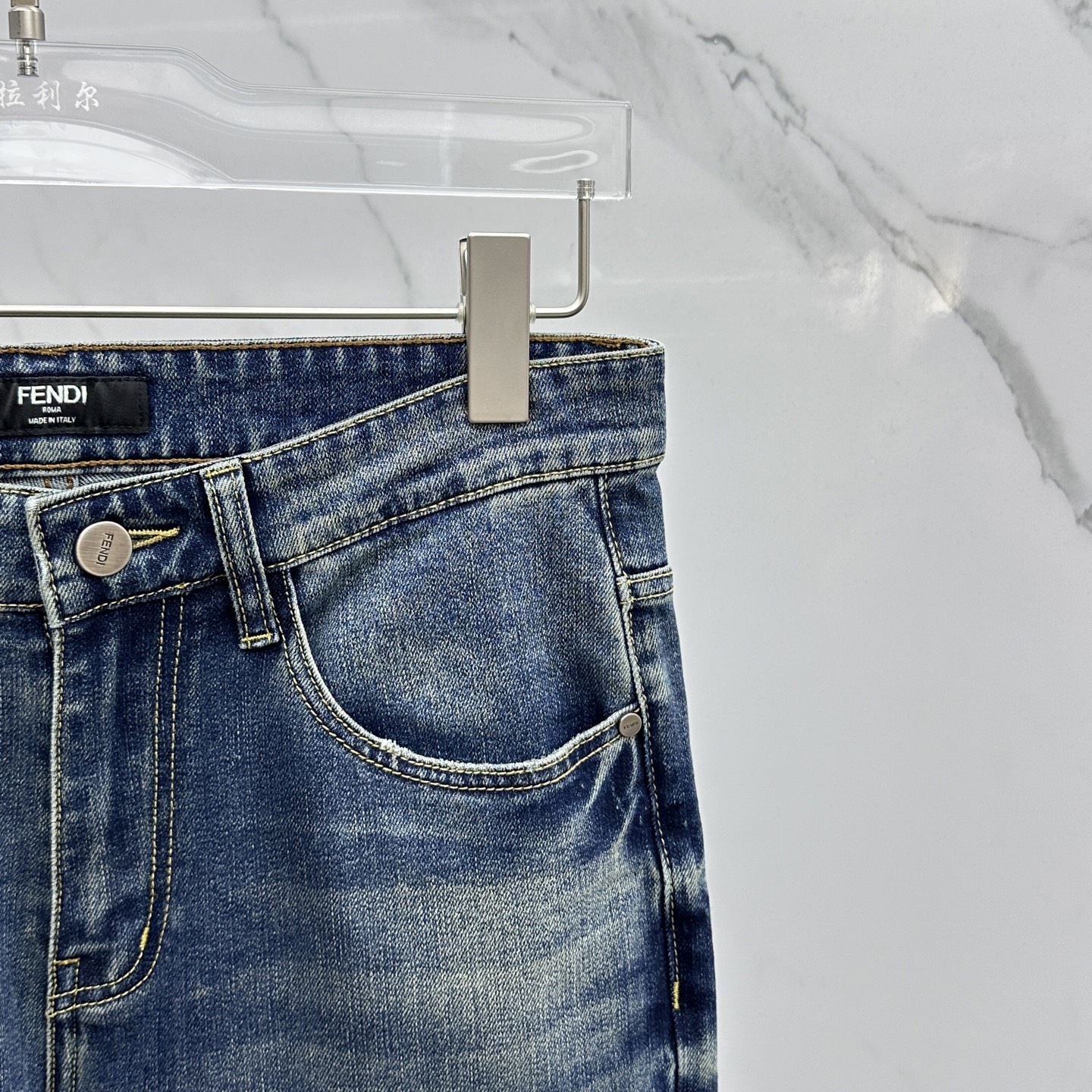 调价
 🆕Fendi*芬迪 🔥高端定制、2025早春最新款牛仔裤 柜台同步发售 原版定制复刻 客供五金辅