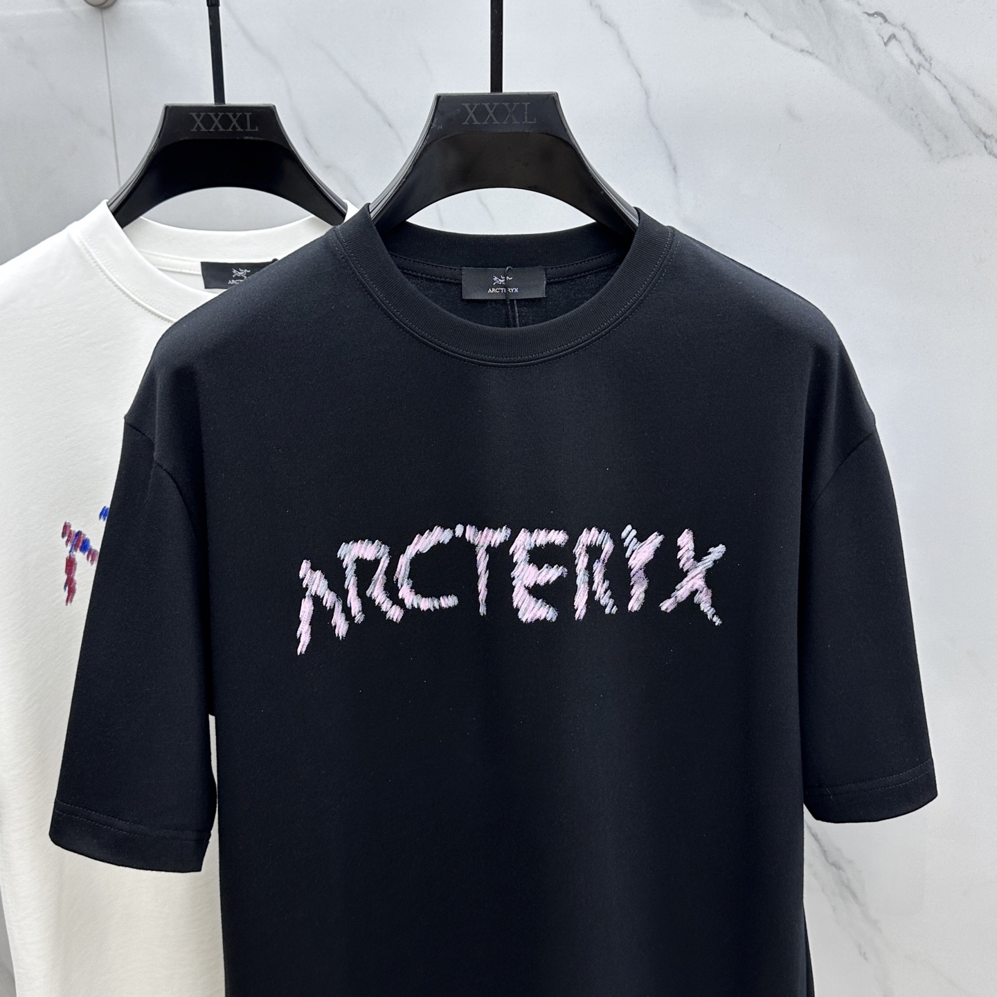 Arc'teryx Round Neck T-Shirt with 3D Logo - Lightweight & Breathable 3 i1746900055333 7775 0 1