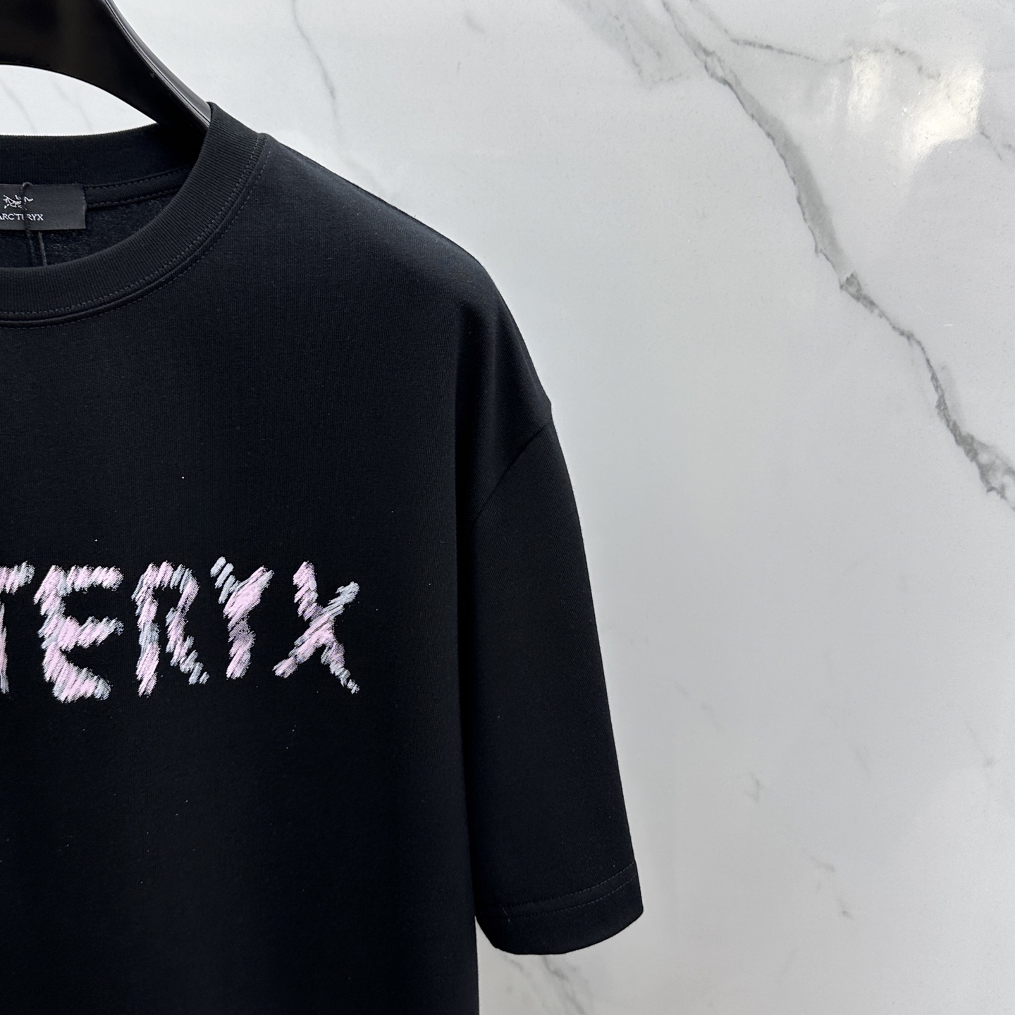 Arc'teryx Round Neck T-Shirt with 3D Logo - Lightweight & Breathable 7 i1746900055376 5525 0 5