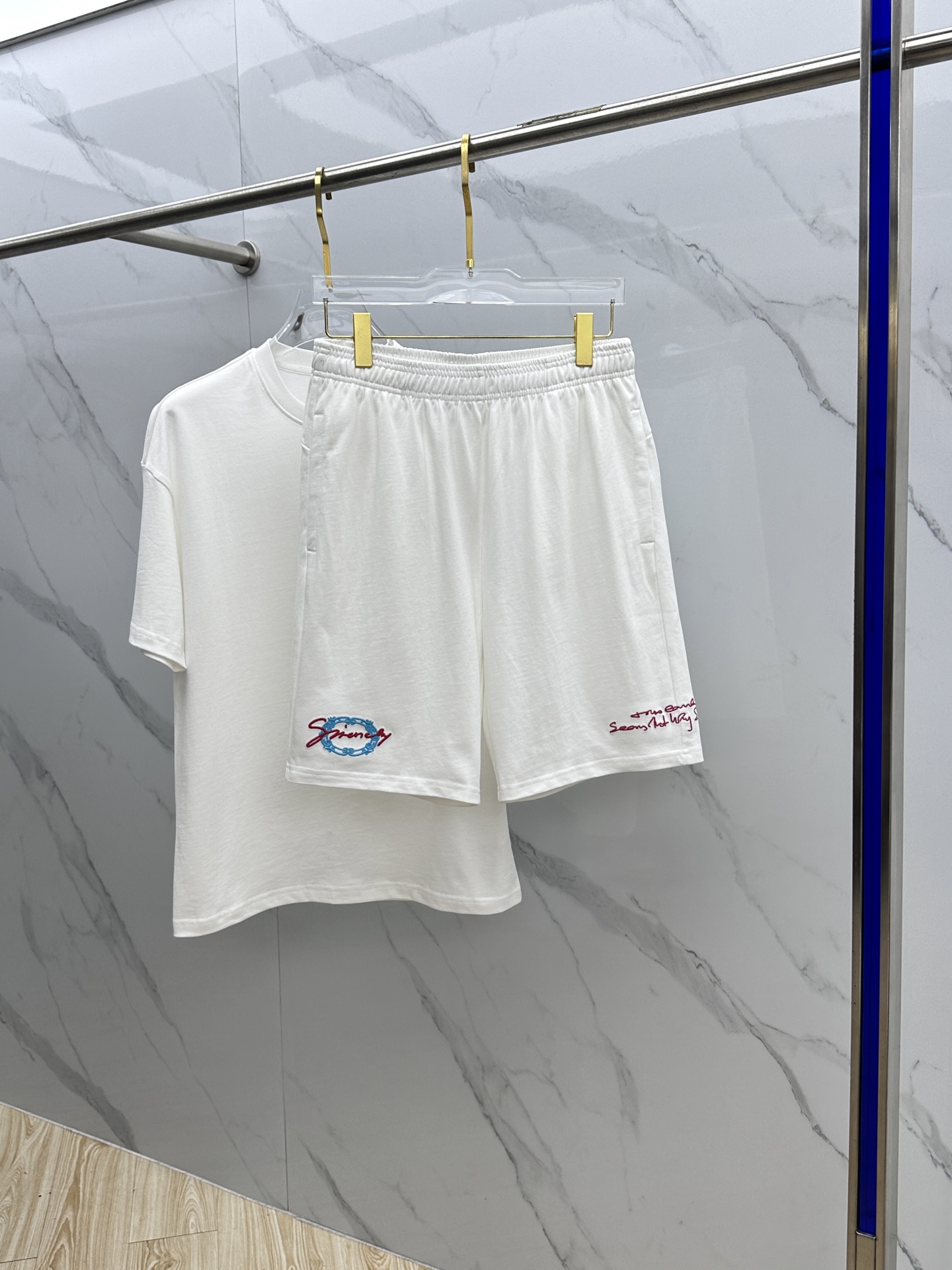 Givenchy Spring Collection: Top-class Pure Cotton Fashion for Men and Women - 图片 8