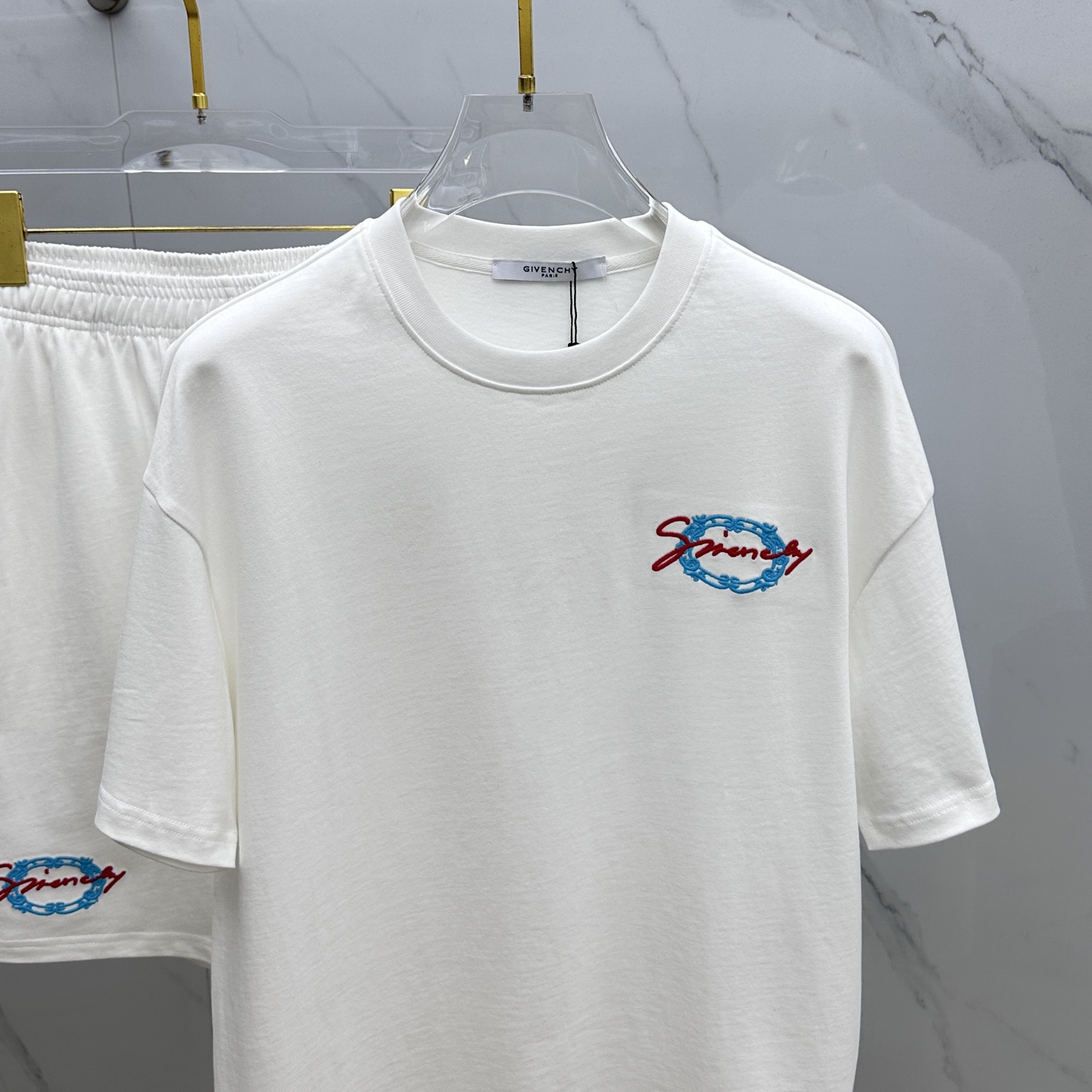 Givenchy Spring Collection: Top-class Pure Cotton Fashion for Men and Women - 图片 2