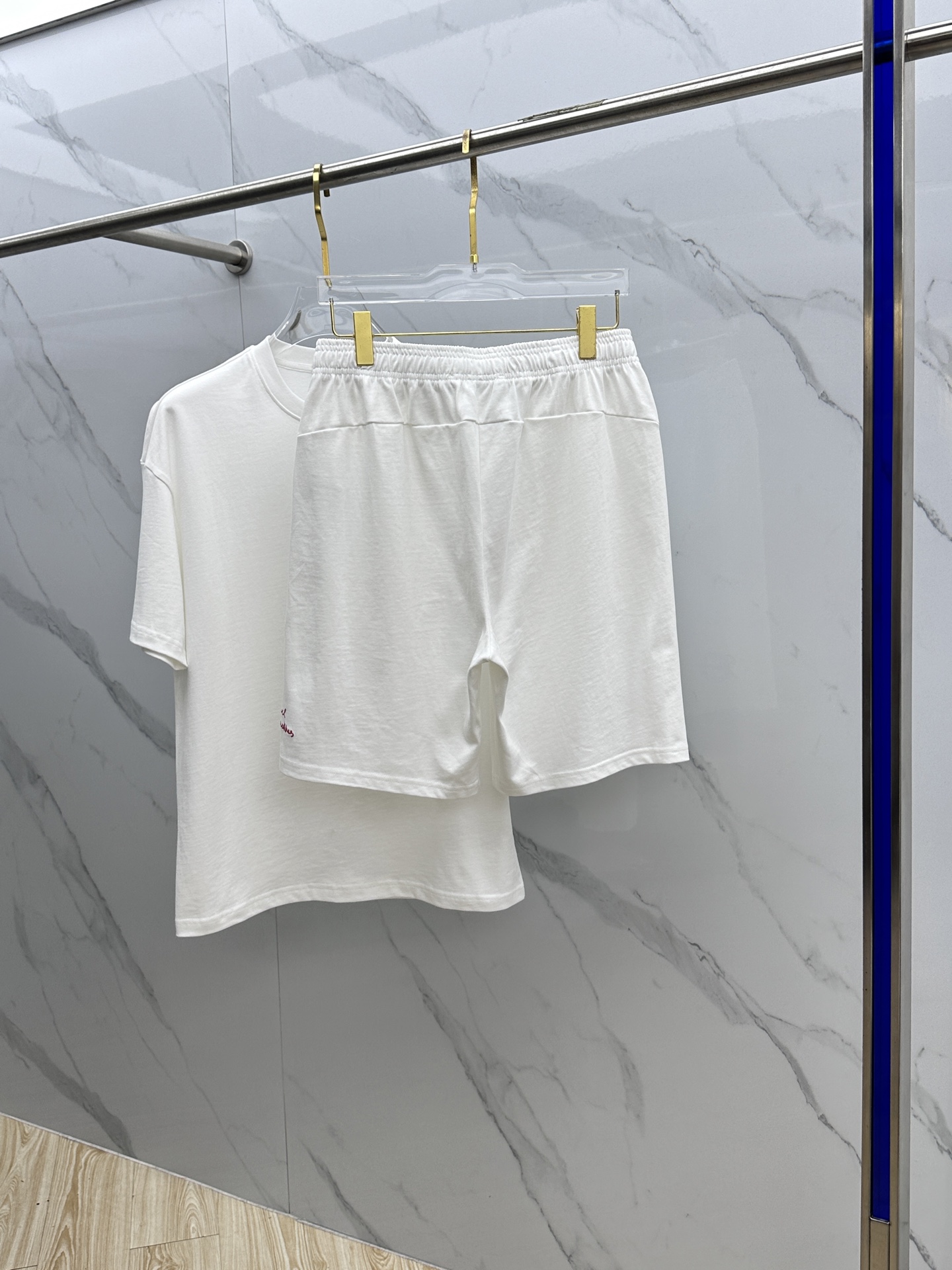 Givenchy Spring Collection: Top-class Pure Cotton Fashion for Men and Women - 图片 9
