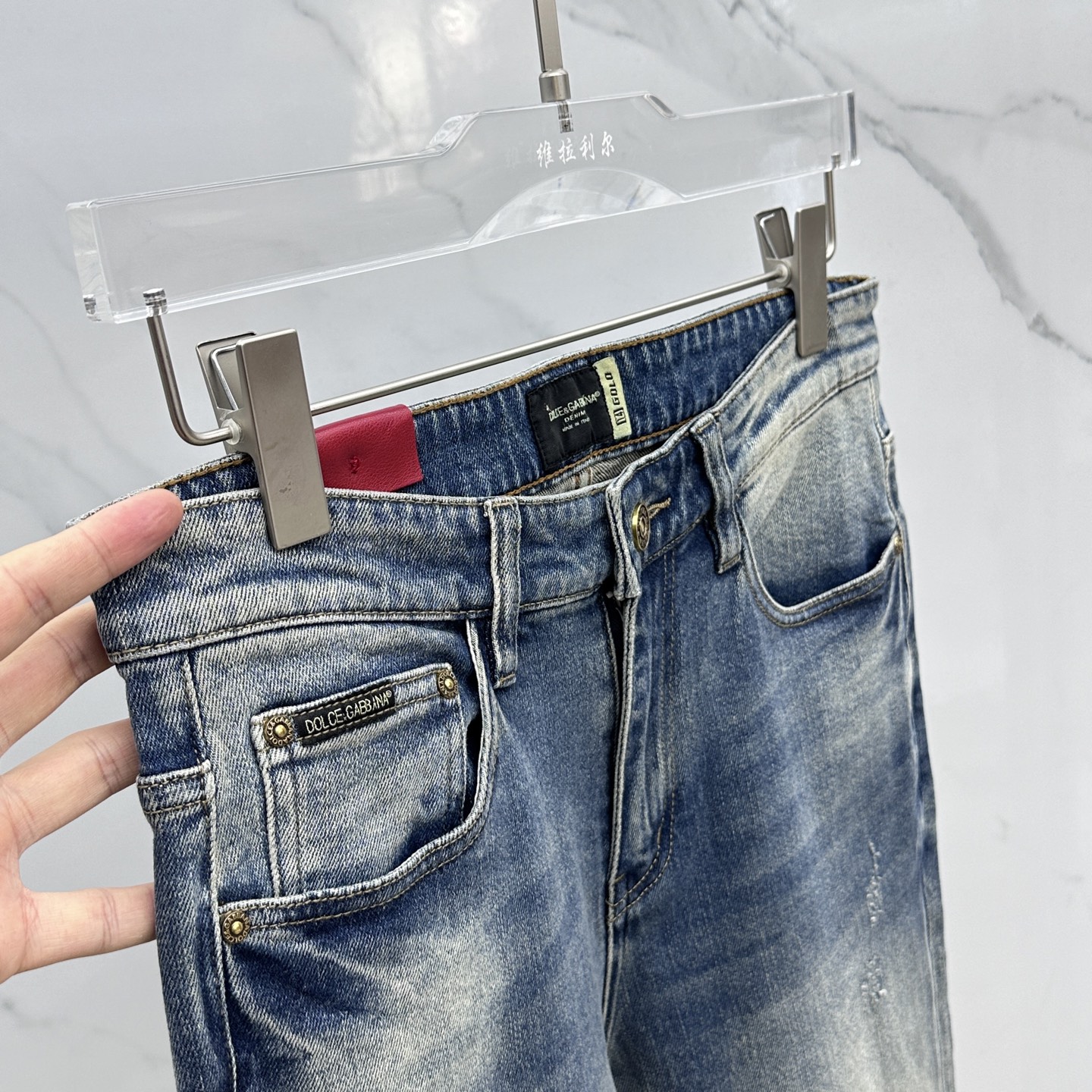 调价
 🆕DG*杜嘉班纳  🔥高端定制、2025早春最新款牛仔裤 柜台同步发售 进口固色面料 原版定制复