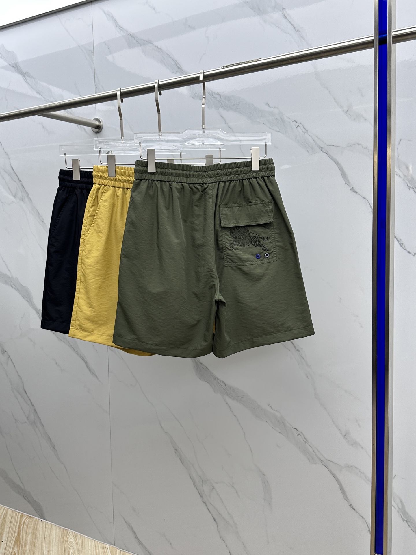 Burberry 2025 Spring/Summer Men's Quick-Dry Shorts - Casual Fashion 9 i1747422498087 8588 0 7