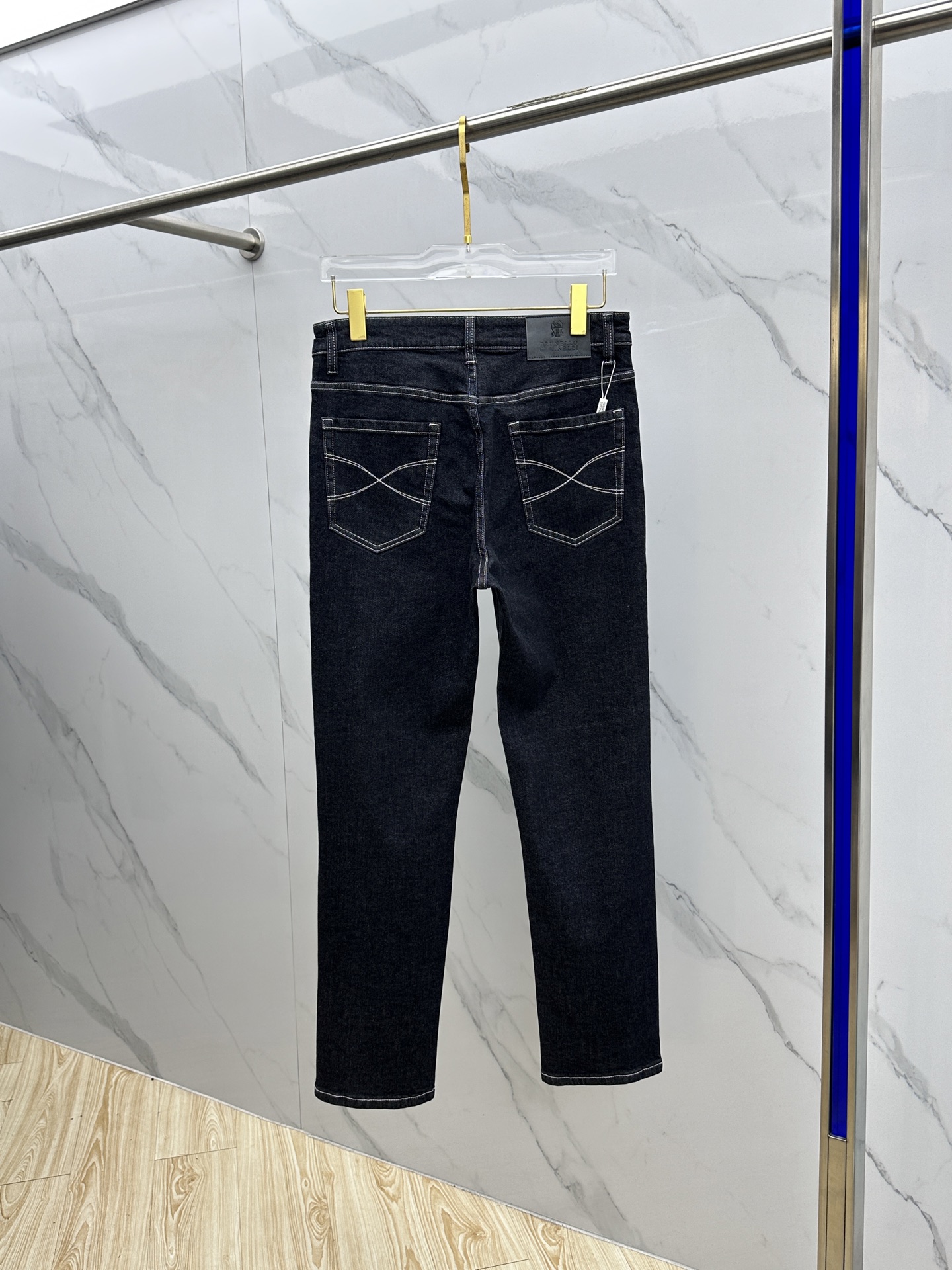 2025 Spring High-End Custom Jeans with Original Regraving and Solid Fabric - 图片 8