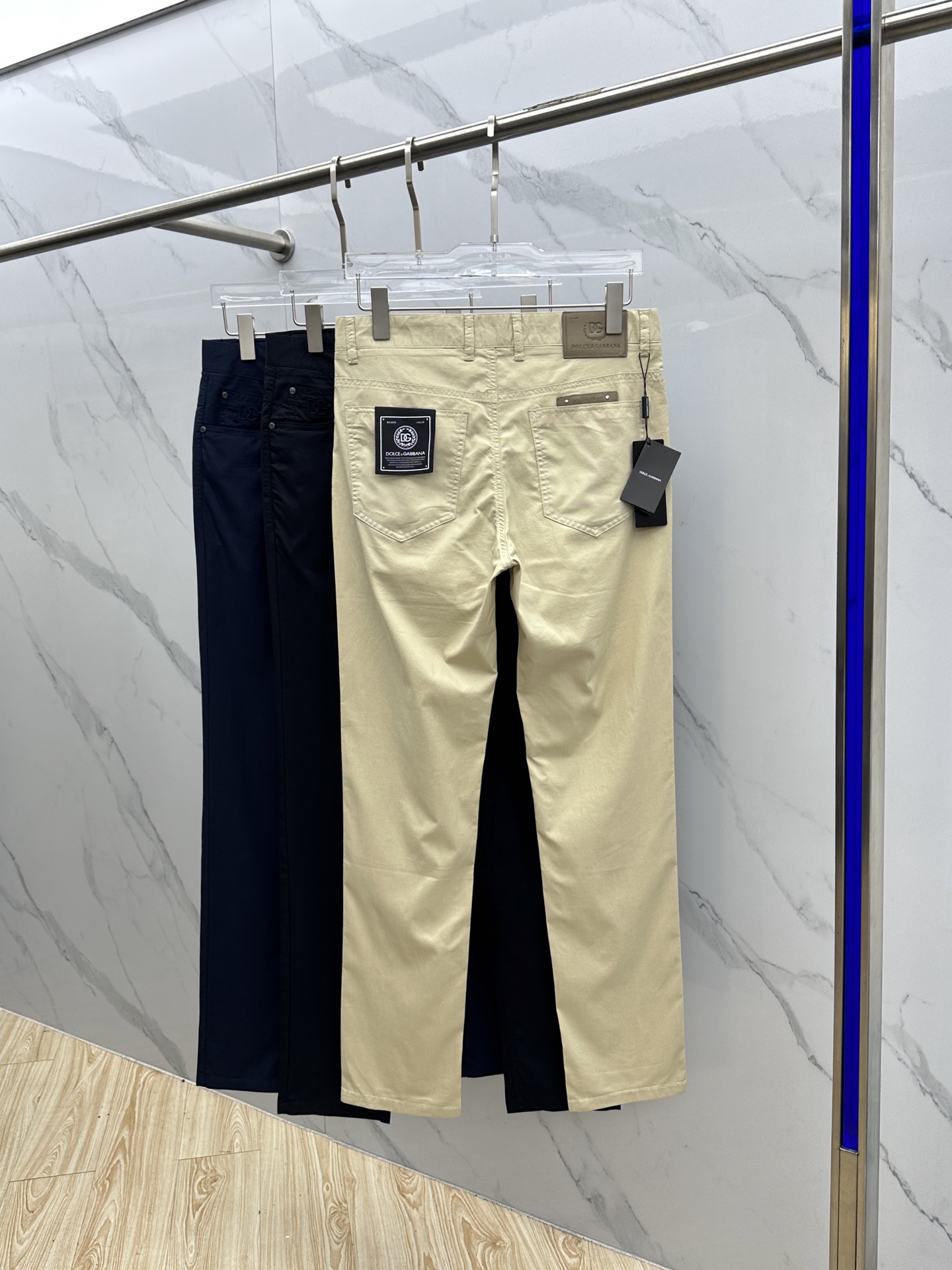 🆕DG*杜嘉班纳 2025春夏新品休闲裤西裤，官网同步发售，裤身工艺设计，进口客供辅料、面料定制，代工