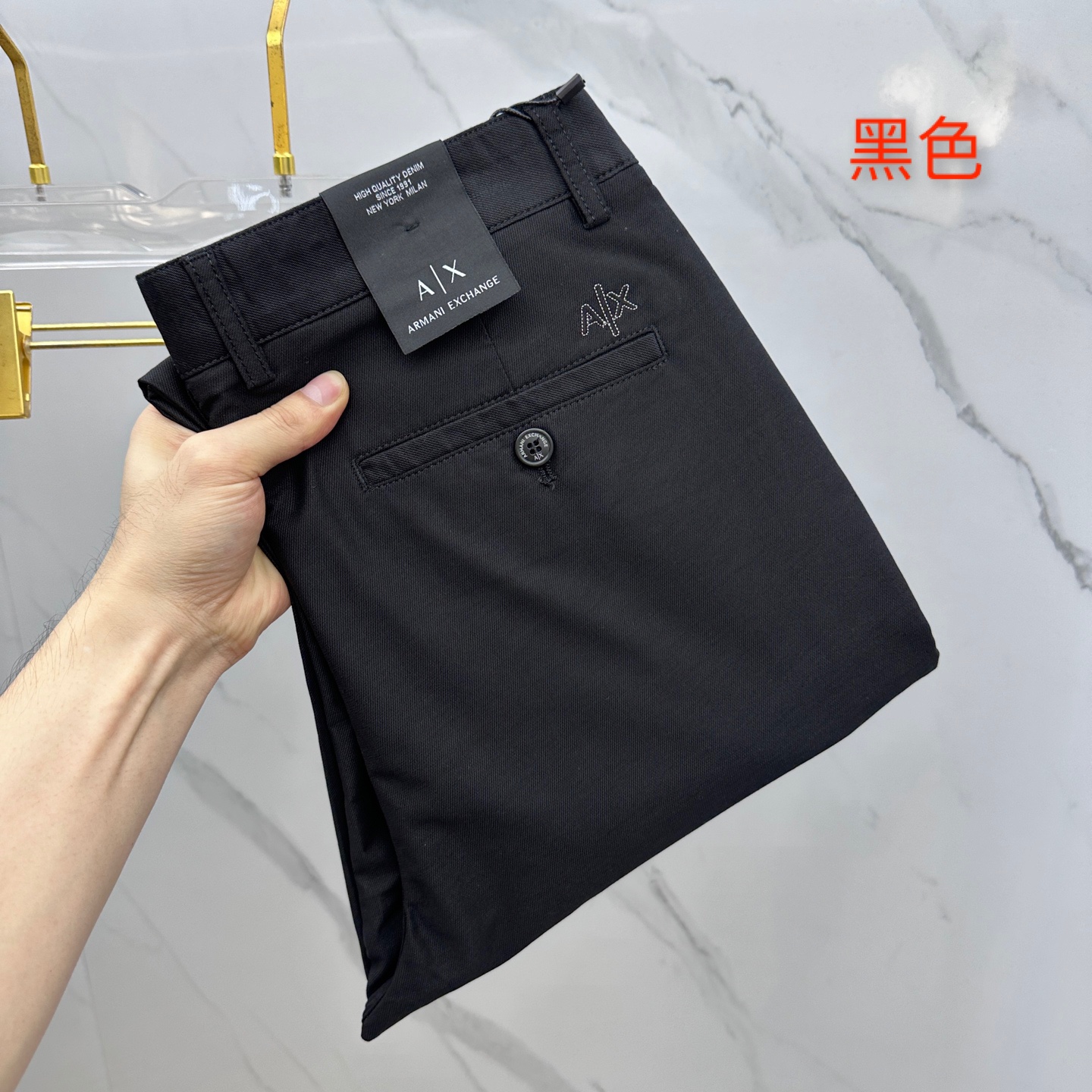 NO:468275,ARMANI* Armani 2025 spring and summer new casual trousers, simultaneously released on the official website, trouser body craft design, imported customer-supplied auxiliary materials, fabric customization, and OEM products are free of inspection!  Every detail is the ultimate, the original hardware accessories are trendy, stylish and handsome, complete with three standards, and a must-have item for trendy people!  Original production of A11!  Number of codes 29-38 None 35.37, Armani, Armani, Alexander wang19860909ARMANI*阿玛尼 2025春夏新品休闲裤西裤,官网同步发售,裤身工艺设计,进口客供辅料、面料定制,代工厂出品免检！每个细节做到极致,原版五金配件,潮范十足、上身有型帅气,三标齐全,潮人必备单品！ A11原单出品！ 码数29-38无35.37,,armani,armani,alexander wang,Men's clothing