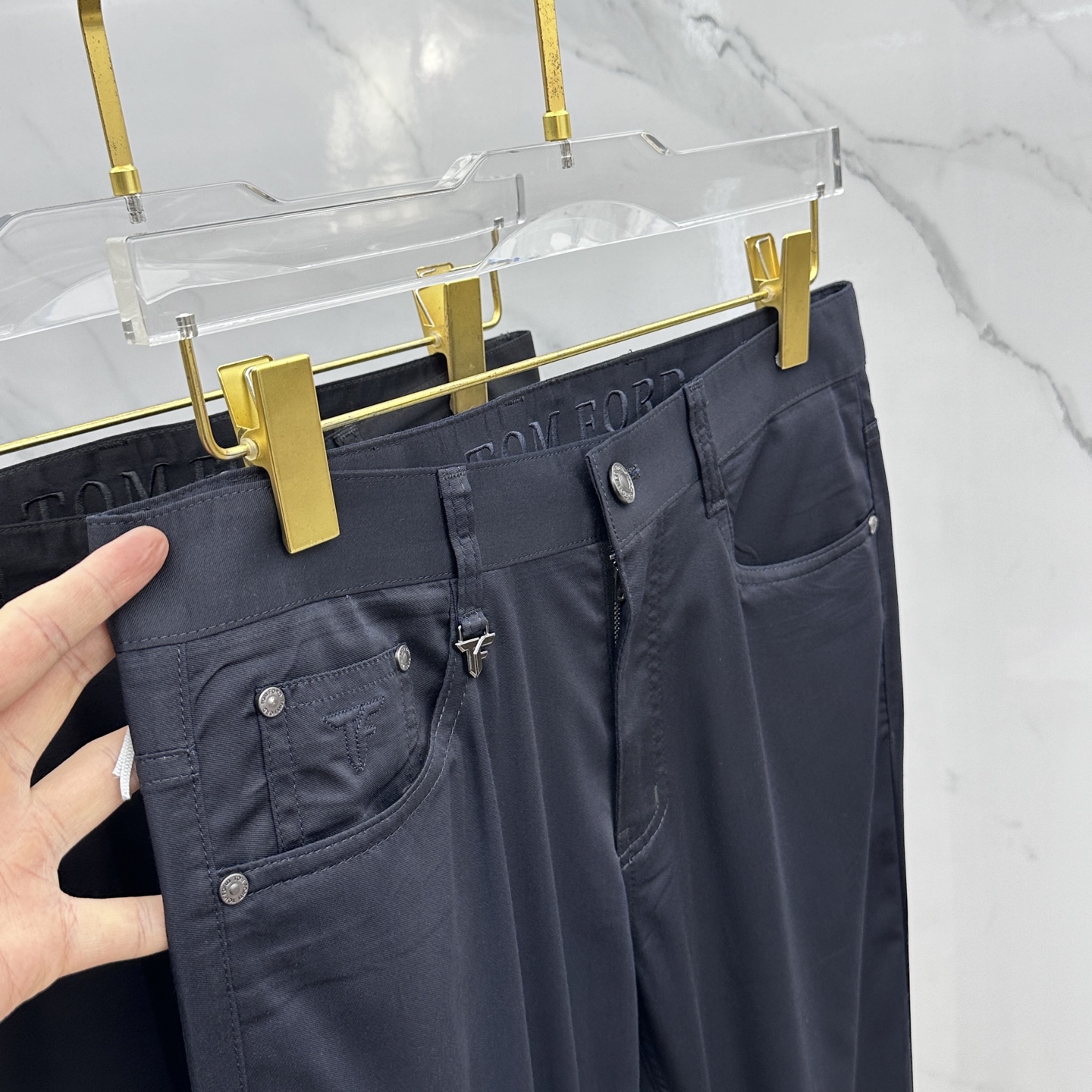 New Tom Ford 2025 Recreational Pantypers: High-Quality Design with Unique Features - 图片 5