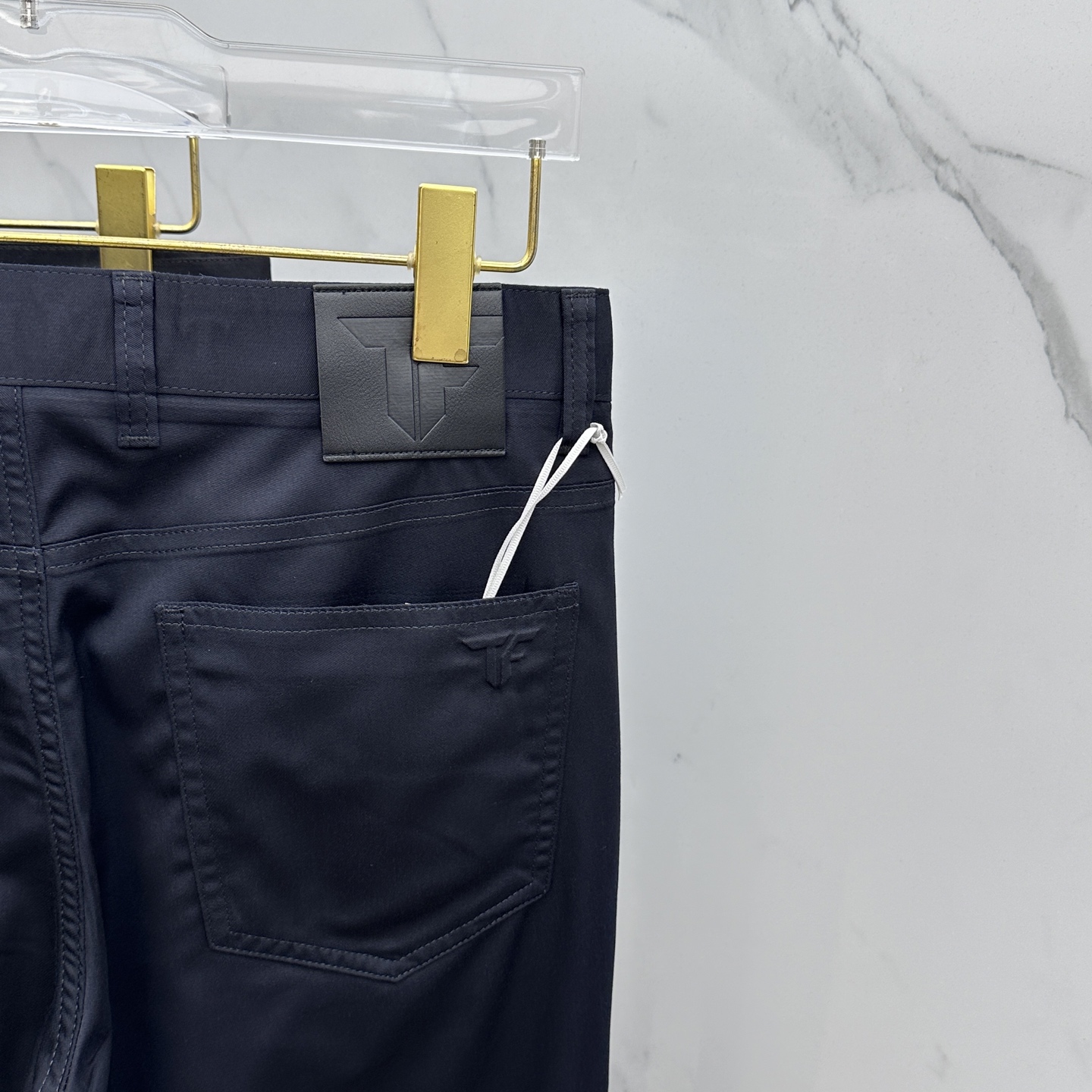 New Tom Ford 2025 Recreational Pantypers: High-Quality Design with Unique Features - 图片 9