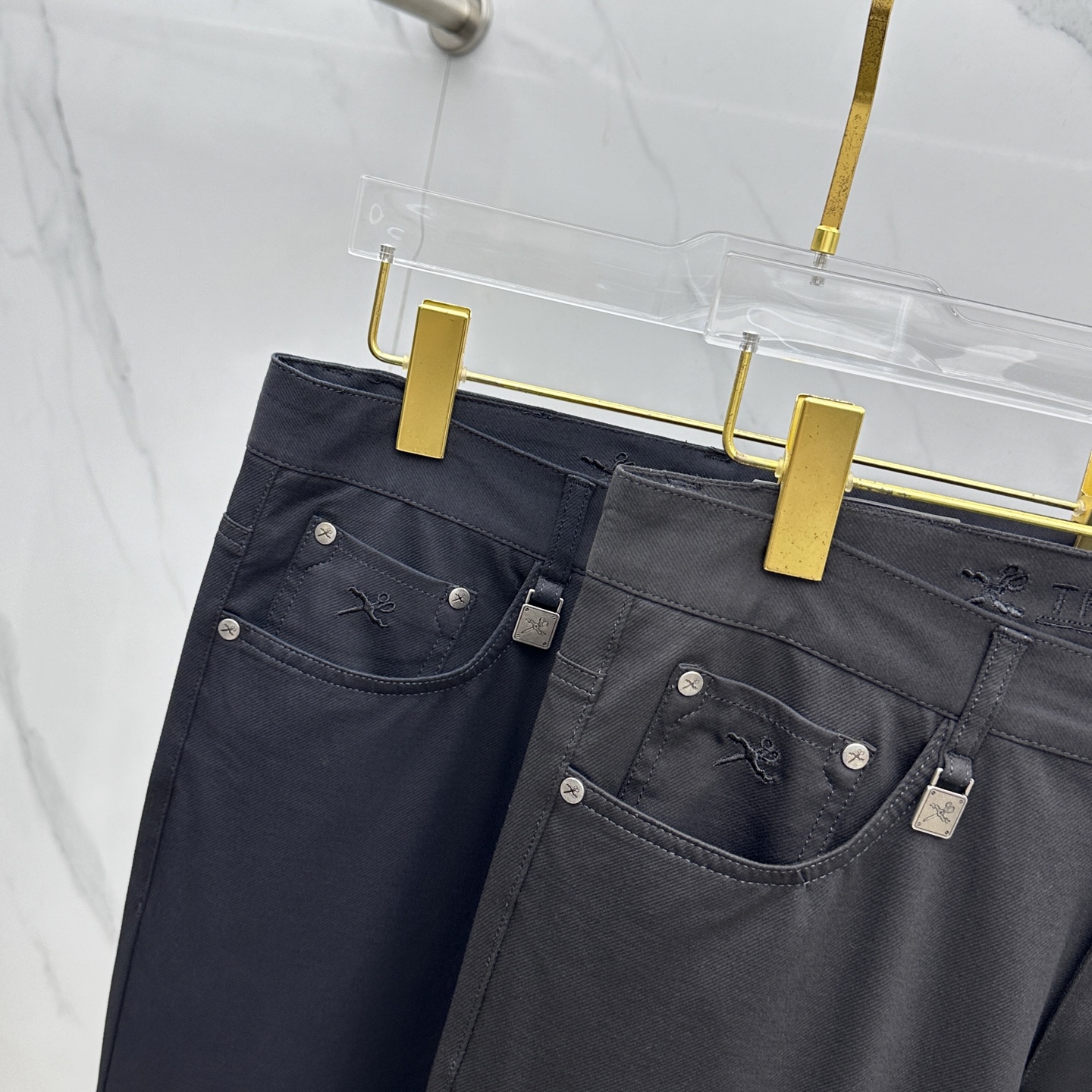 TRAMAROSSA  休闲裤服装 4