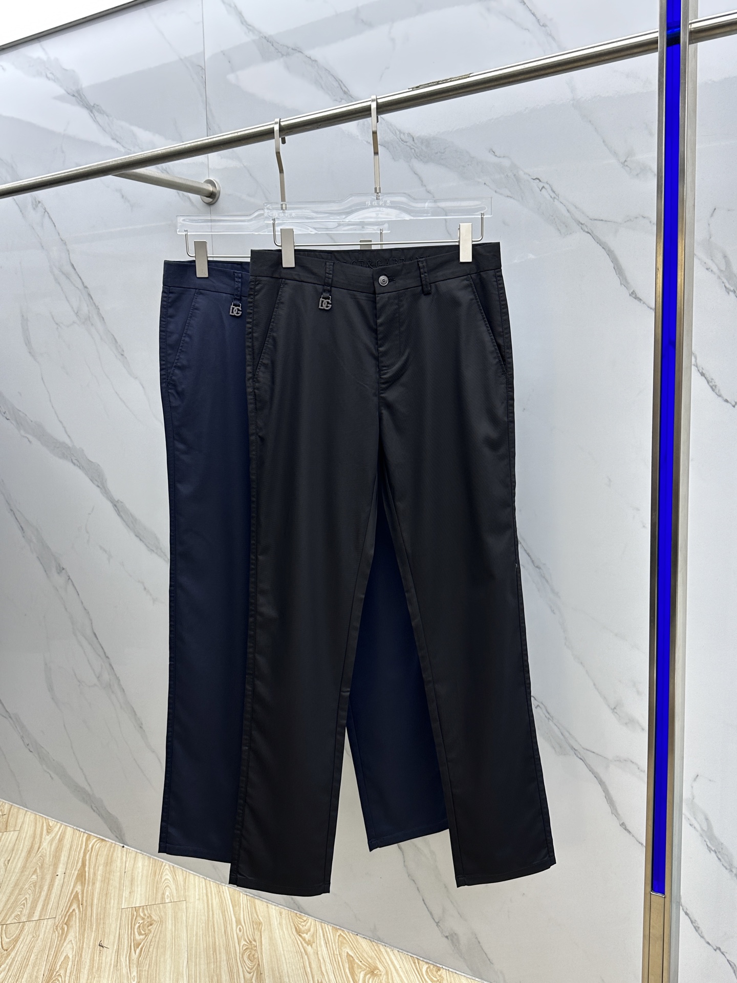 DG  休闲裤服装 2