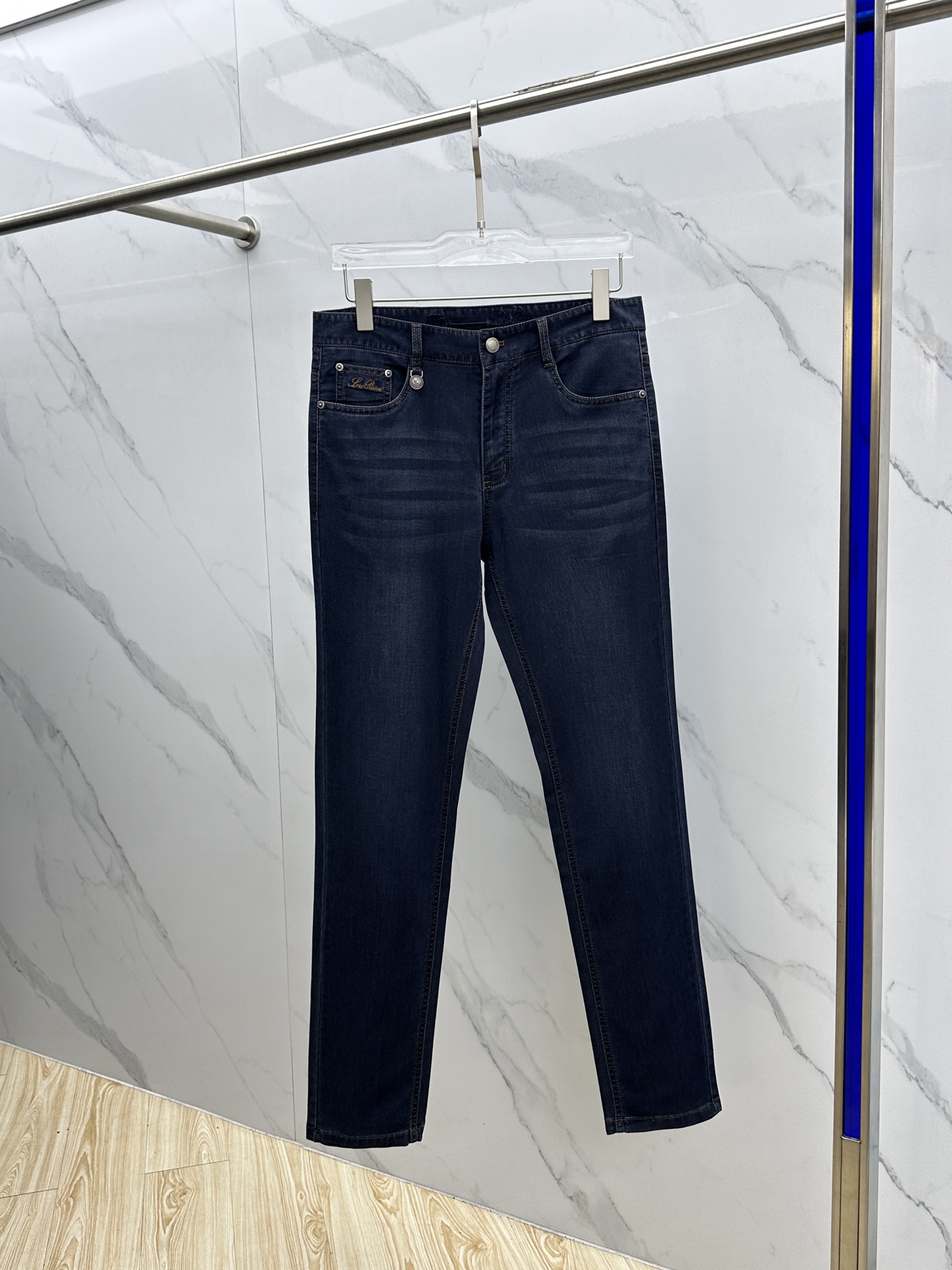 Newest High-End Custom Jeans Spring 2025: Original Re-Graving, Quality Fabric, Water-Washed Cowboys - 图片 2