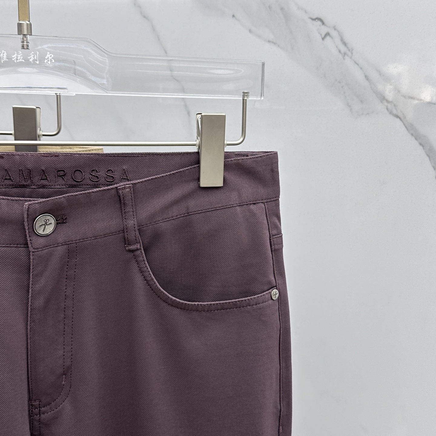 Italian Brand Tramaroossa: Spring 2025 Recreational Pants Collection and Co-Selling Strategy - 图片 7