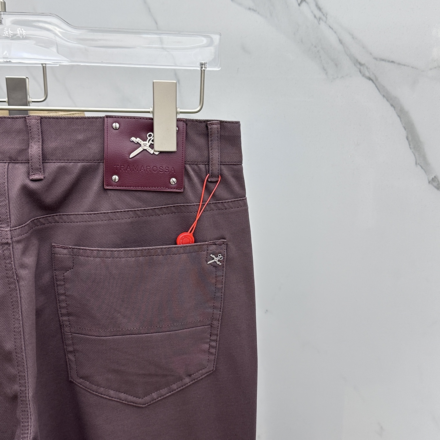 Italian Brand Tramaroossa: Spring 2025 Recreational Pants Collection and Co-Selling Strategy - 图片 9