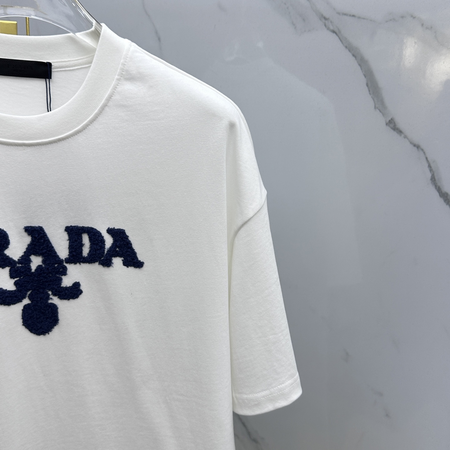  🆕Prad*普拉达 2025春夏最新款套装，男女款👫 贸易公司渠道稀出，同步官网发售！基本每一季都会有