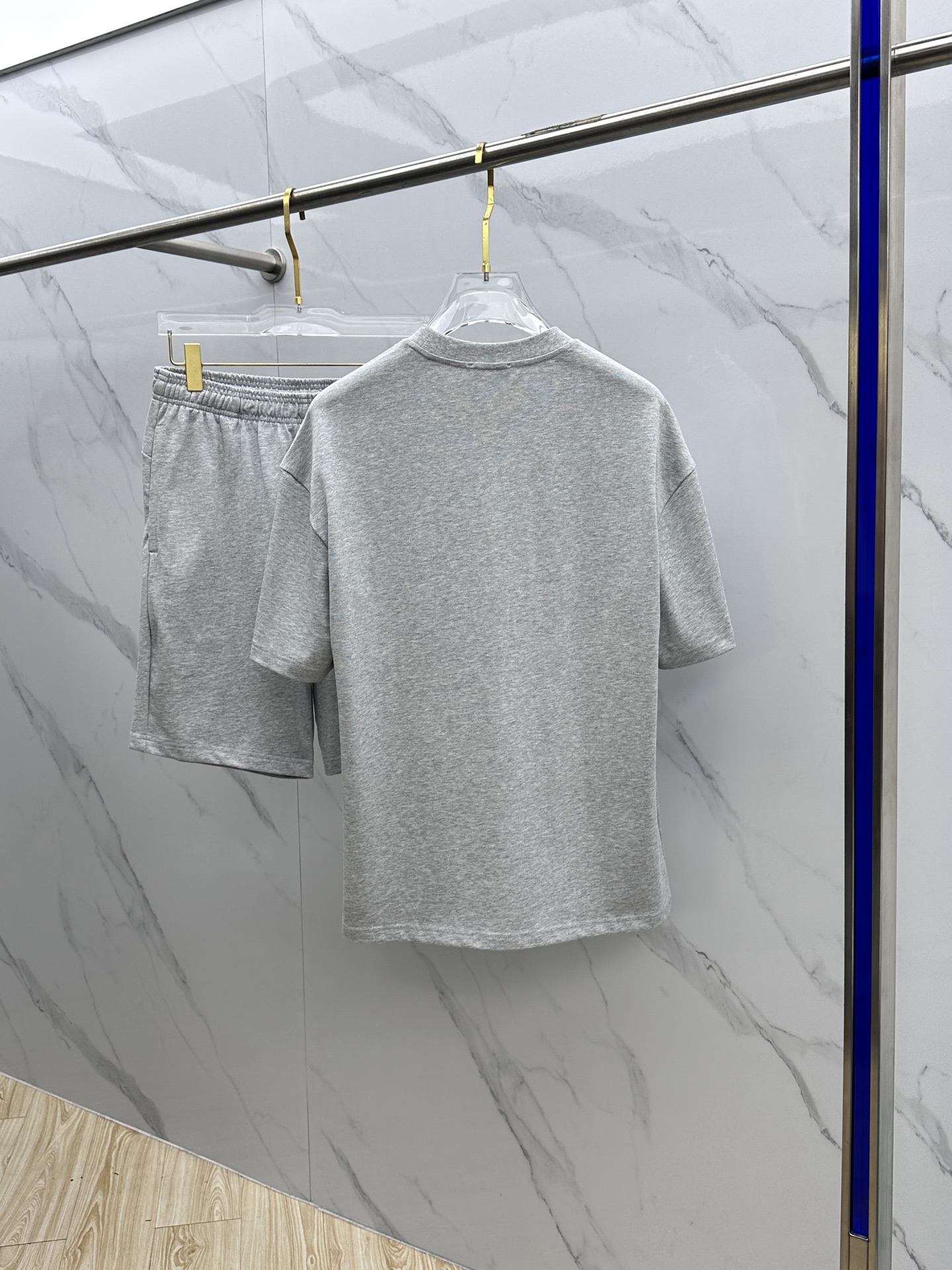  🆕Dior*迪奥 2025春夏最新款套装，男女款👫 贸易公司渠道稀出，同步官网发售！基本每一季都会有它