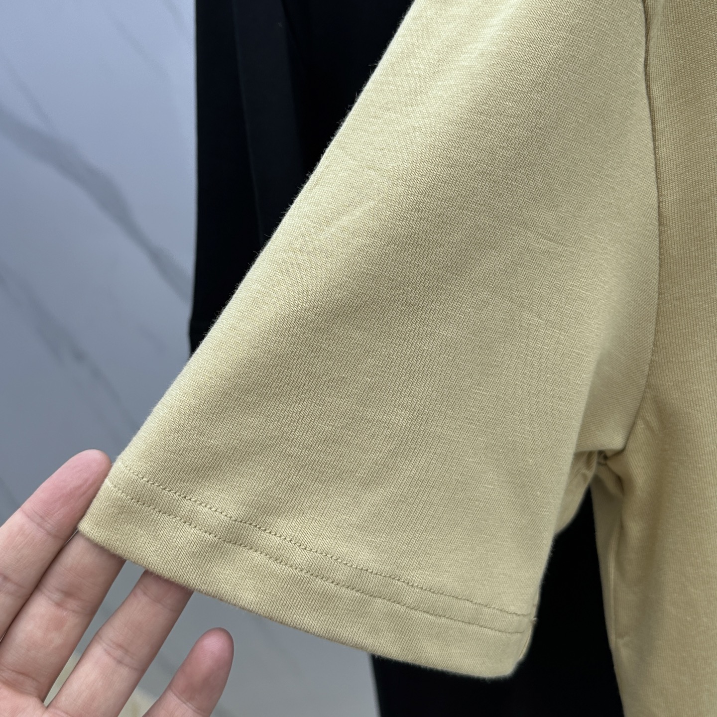  🆕BBR*巴宝莉  2025FW春夏新品圆领打底外穿T恤，立体感logo常规半袖 活性纯棉打底T恤，棉