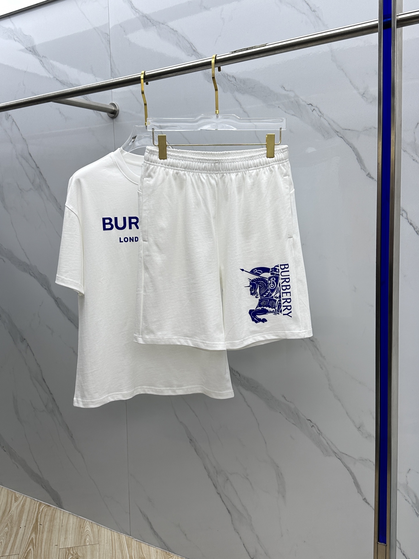 Burberry Spring/Summer Unisex Cotton Set - Fashionable & Comfortable 9 i1748705830765 873 0 7