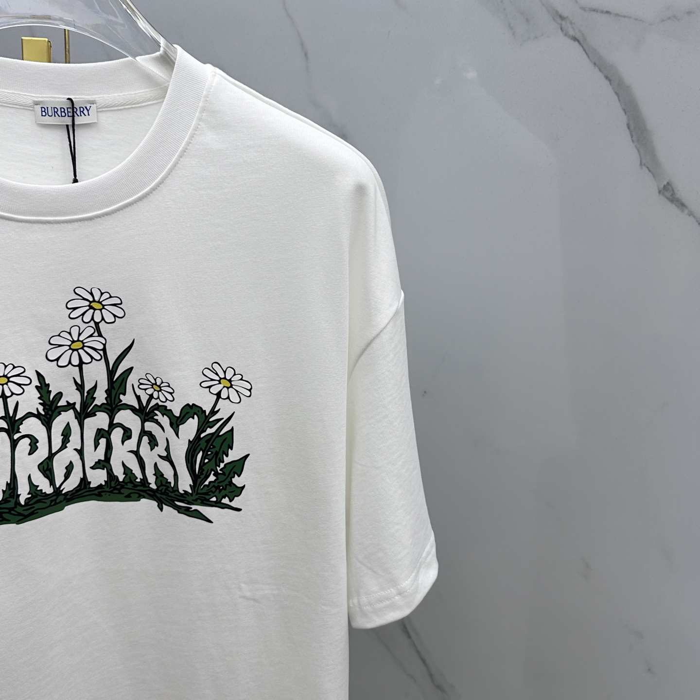  🆕Burberry*巴宝莉 2025春夏最新款套装，男女款👫 贸易公司渠道稀出，同步官网发售！基本每一