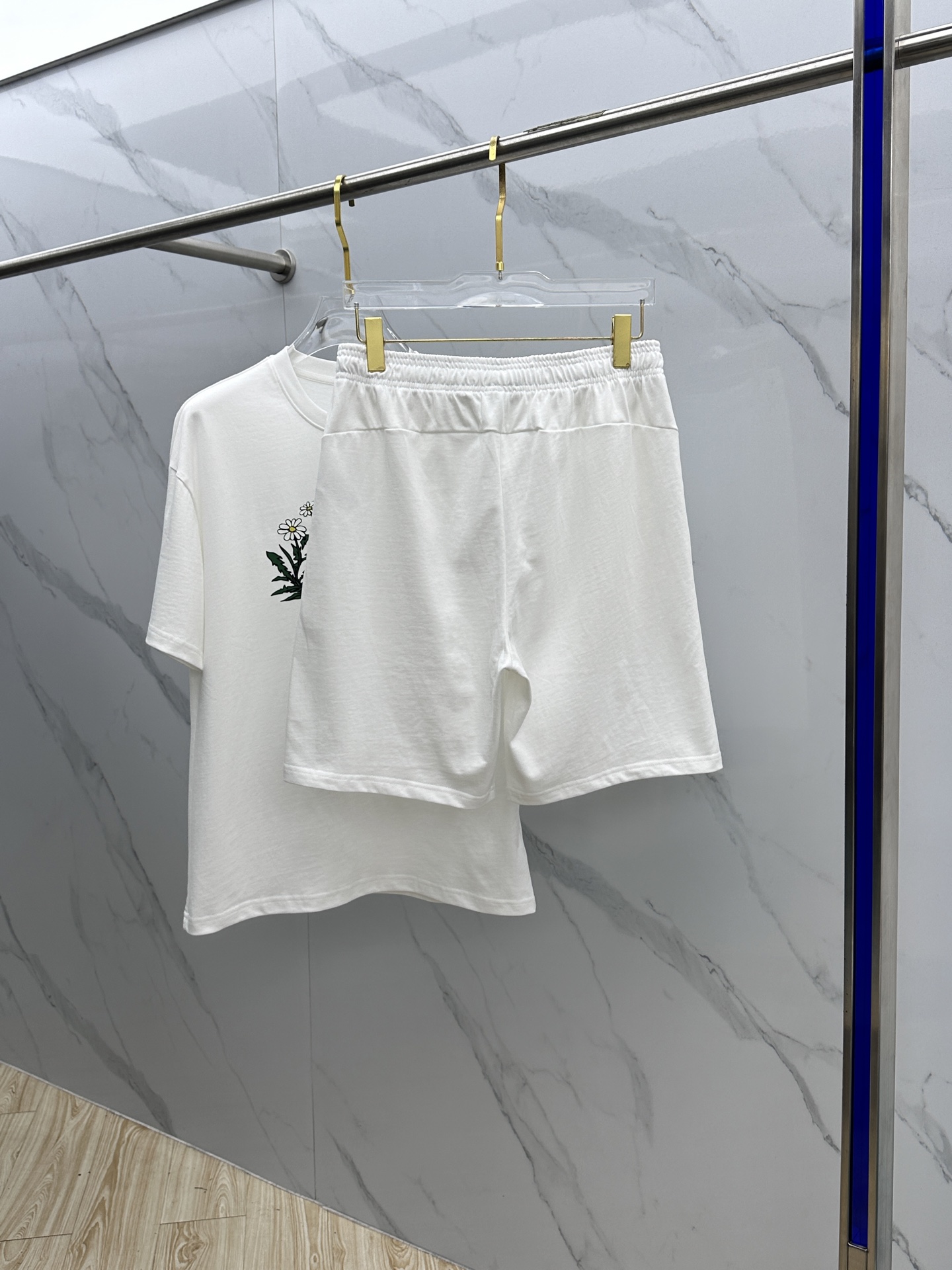  🆕Burberry*巴宝莉 2025春夏最新款套装，男女款👫 贸易公司渠道稀出，同步官网发售！基本每一