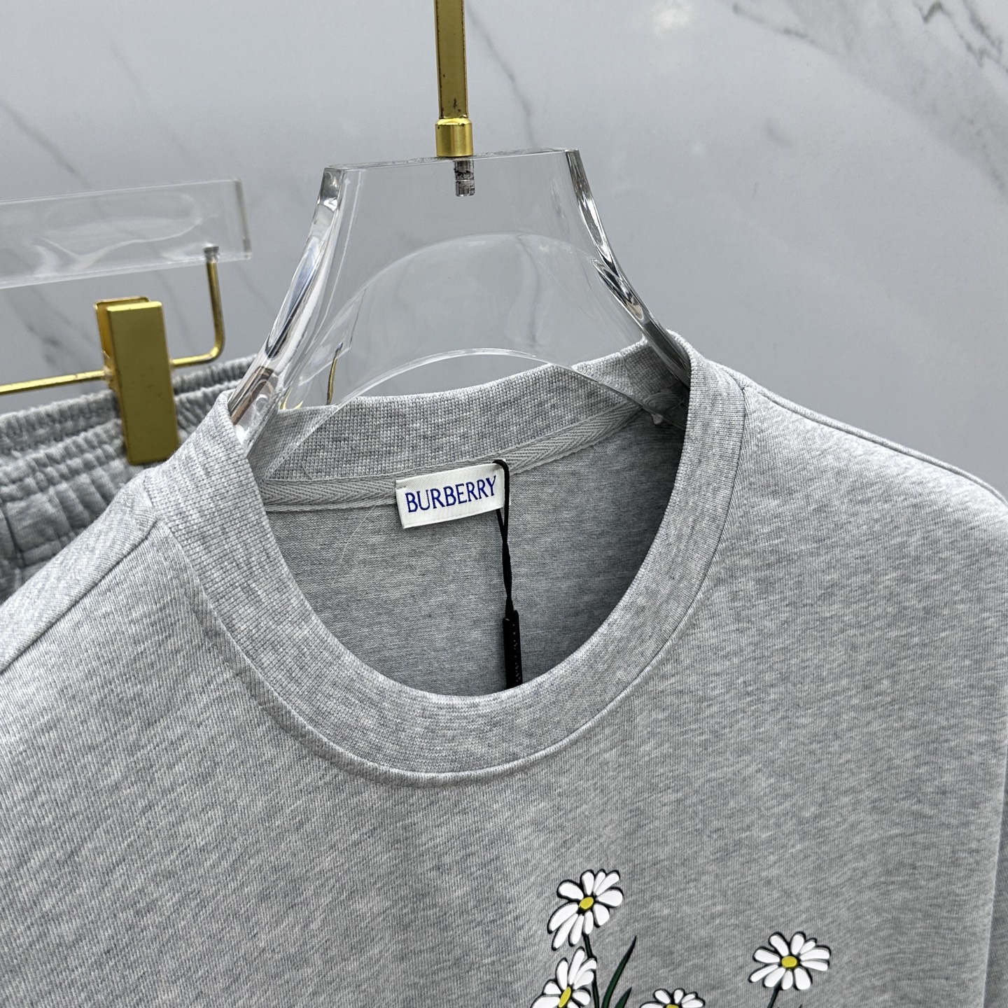  🆕Burberry*巴宝莉 2025春夏最新款套装，男女款👫 贸易公司渠道稀出，同步官网发售！基本每一