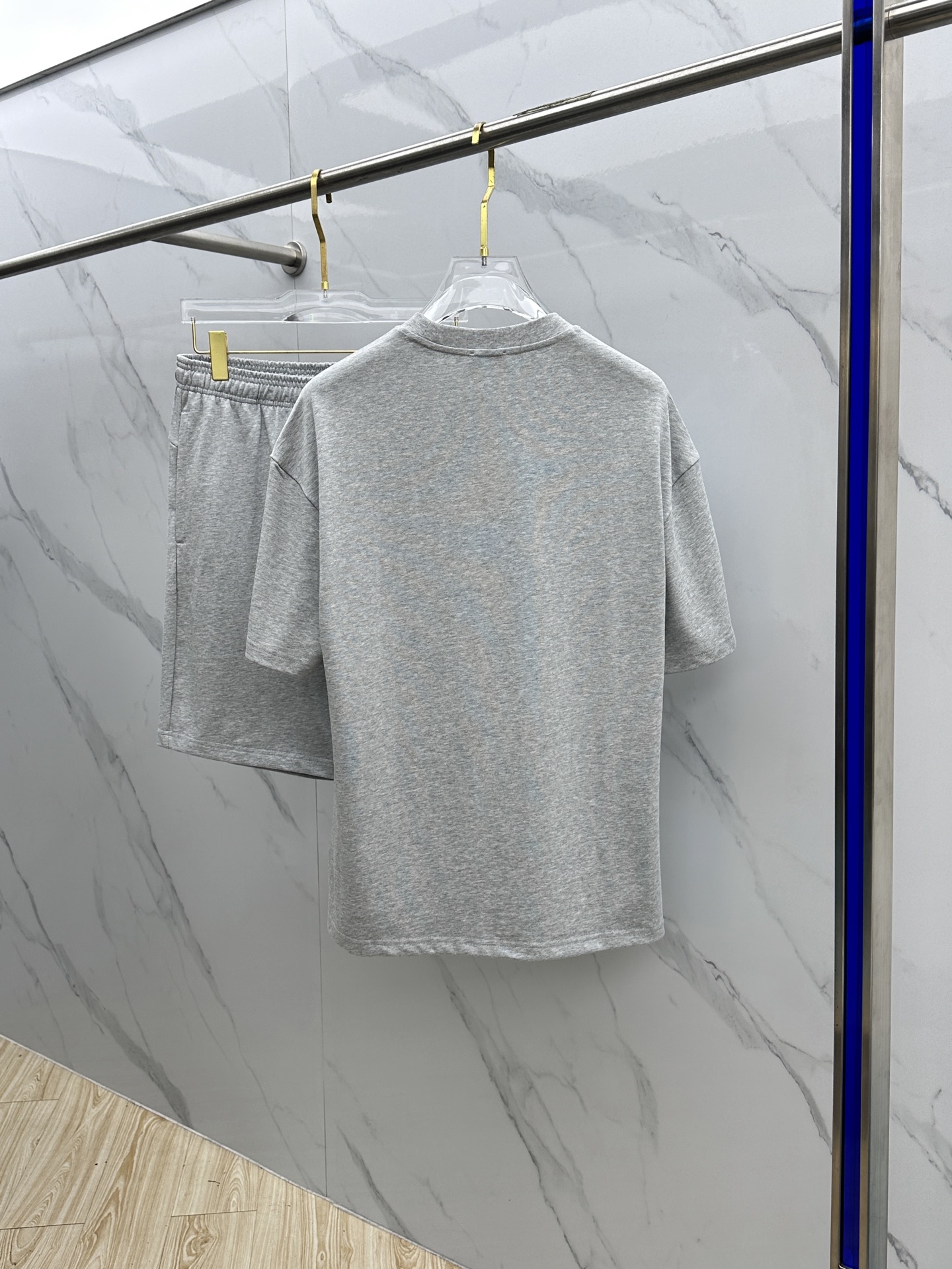  🆕Burberry*巴宝莉 2025春夏最新款套装，男女款👫 贸易公司渠道稀出，同步官网发售！基本每一