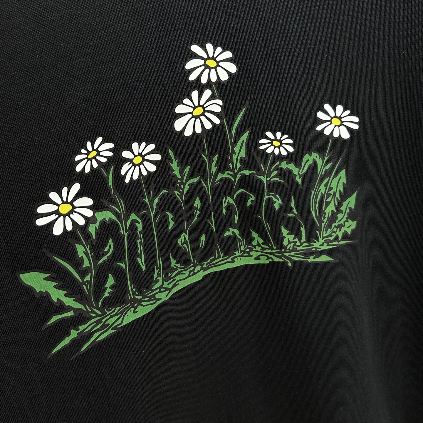  🆕Burberry*巴宝莉 2025春夏最新款套装，男女款👫 贸易公司渠道稀出，同步官网发售！基本每一