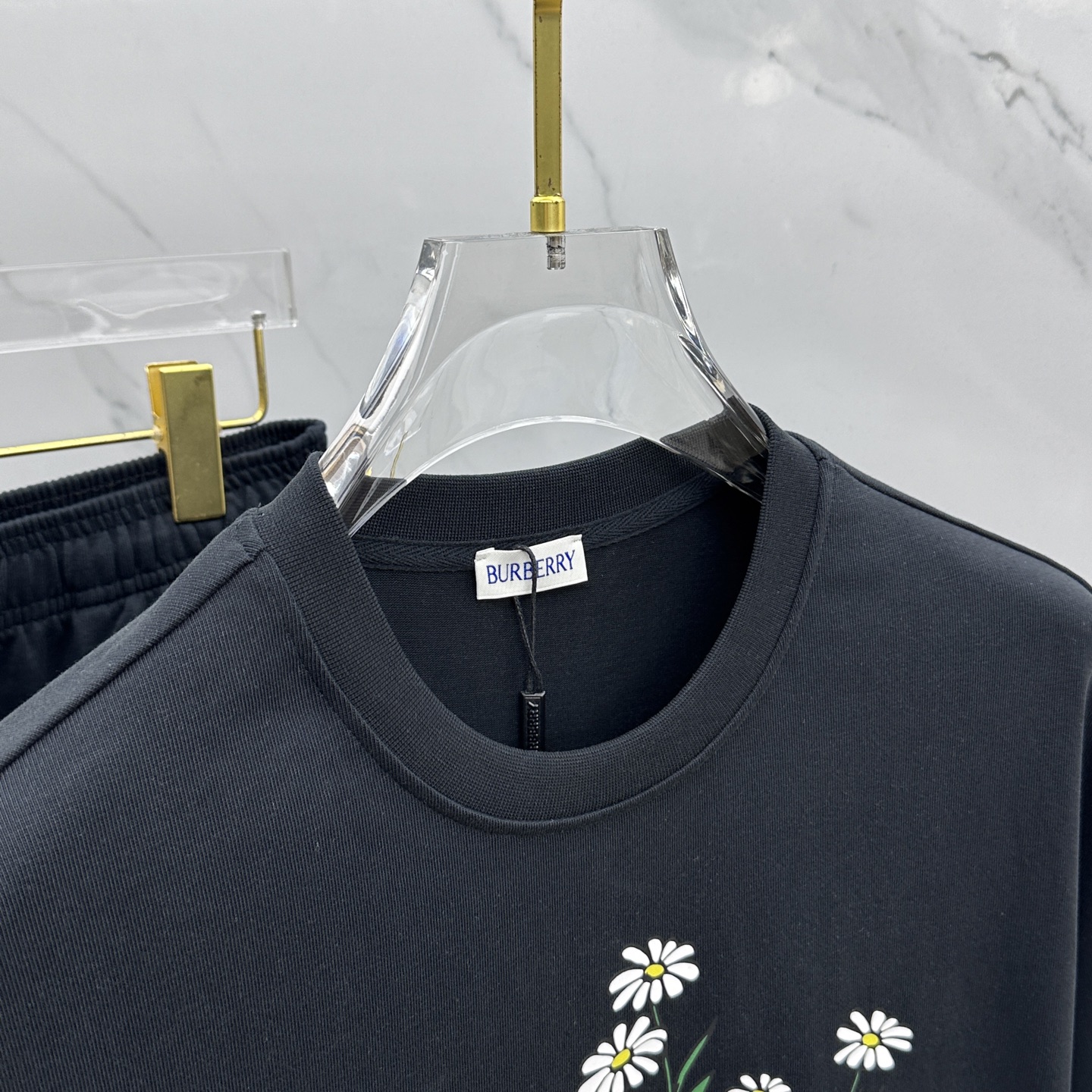  🆕Burberry*巴宝莉 2025春夏最新款套装，男女款👫 贸易公司渠道稀出，同步官网发售！基本每一