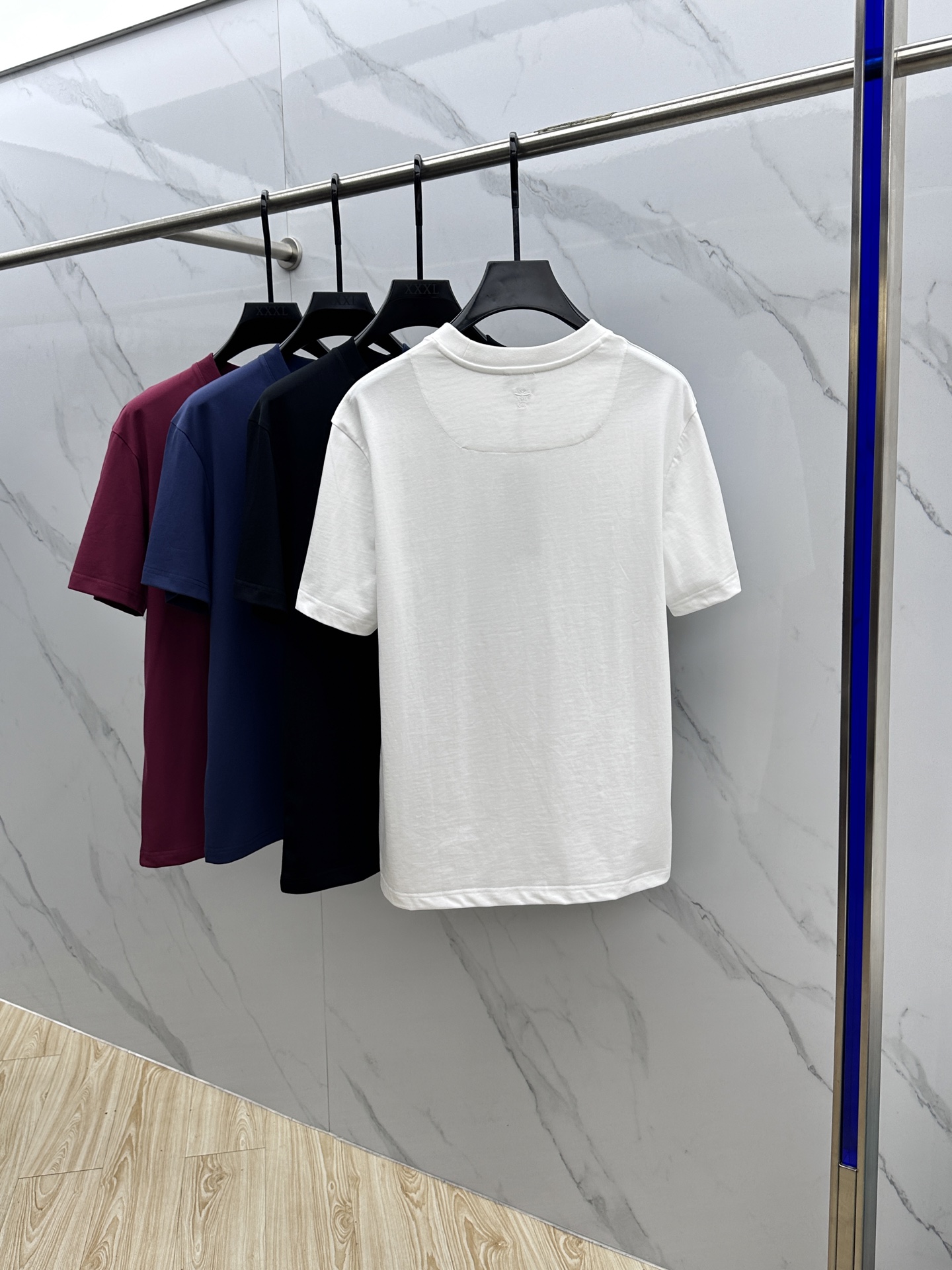  🆕Christian Dior*迪奥 2025FW春夏新品圆领打底外穿T恤，立体感logo常规半袖纯棉