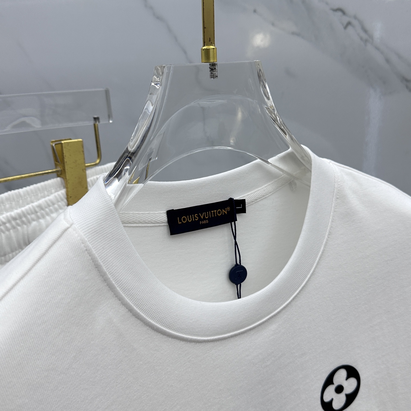  🆕1V*路易威登 2025春夏最新款套装，男女款👫 贸易公司渠道稀出，同步官网发售！基本每一季都会有它