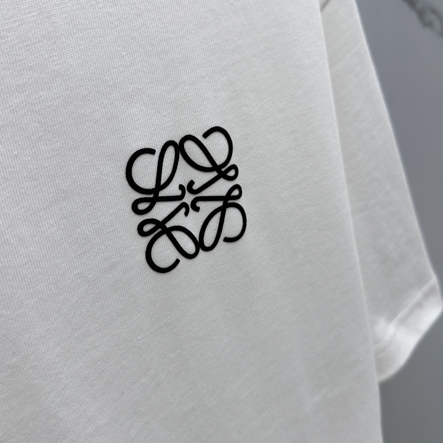  🆕LOE*罗意威 2025春夏最新款套装，男女款👫 贸易公司渠道稀出，同步官网发售！基本每一季都会有它