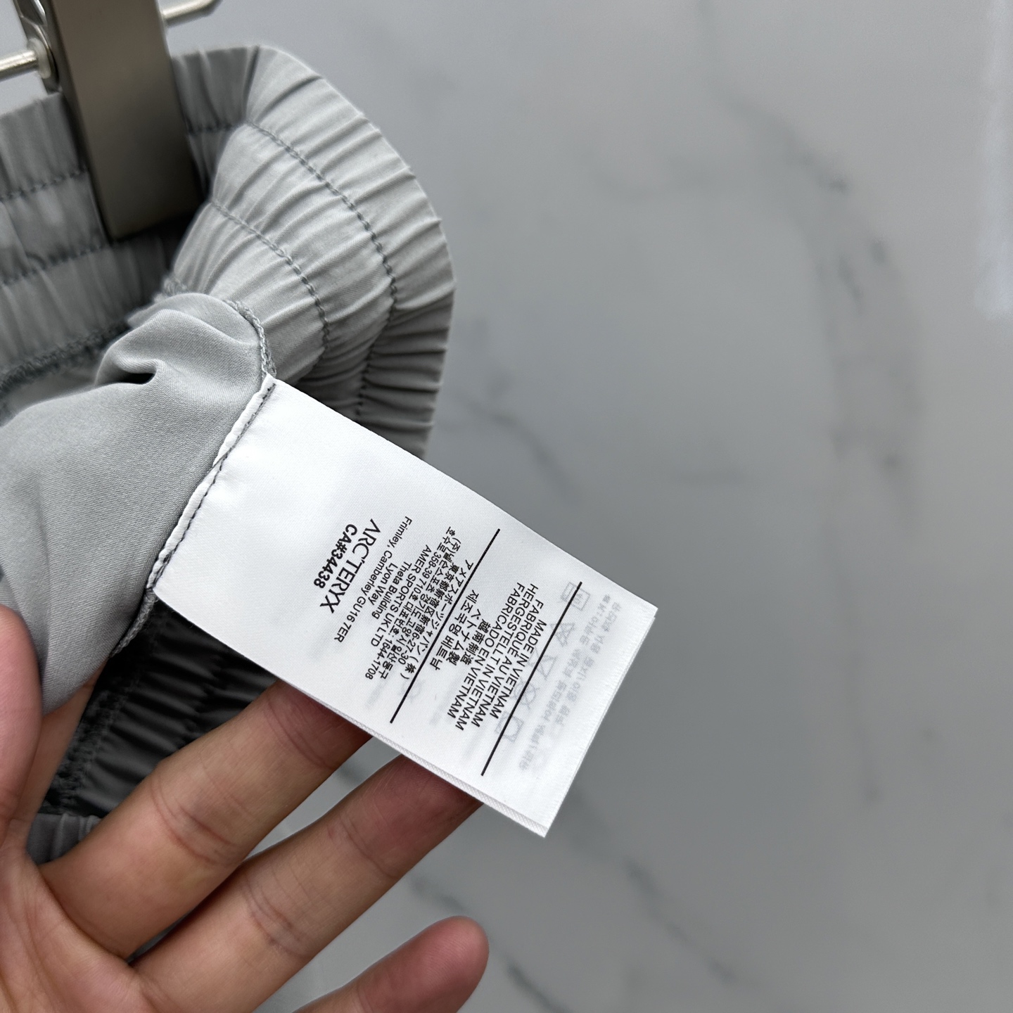  🆕ARC*始祖鸟 2025春夏季新款男士速干短裤户外休闲，最休闲的时尚美学，原版裤型上身休闲百搭、随性